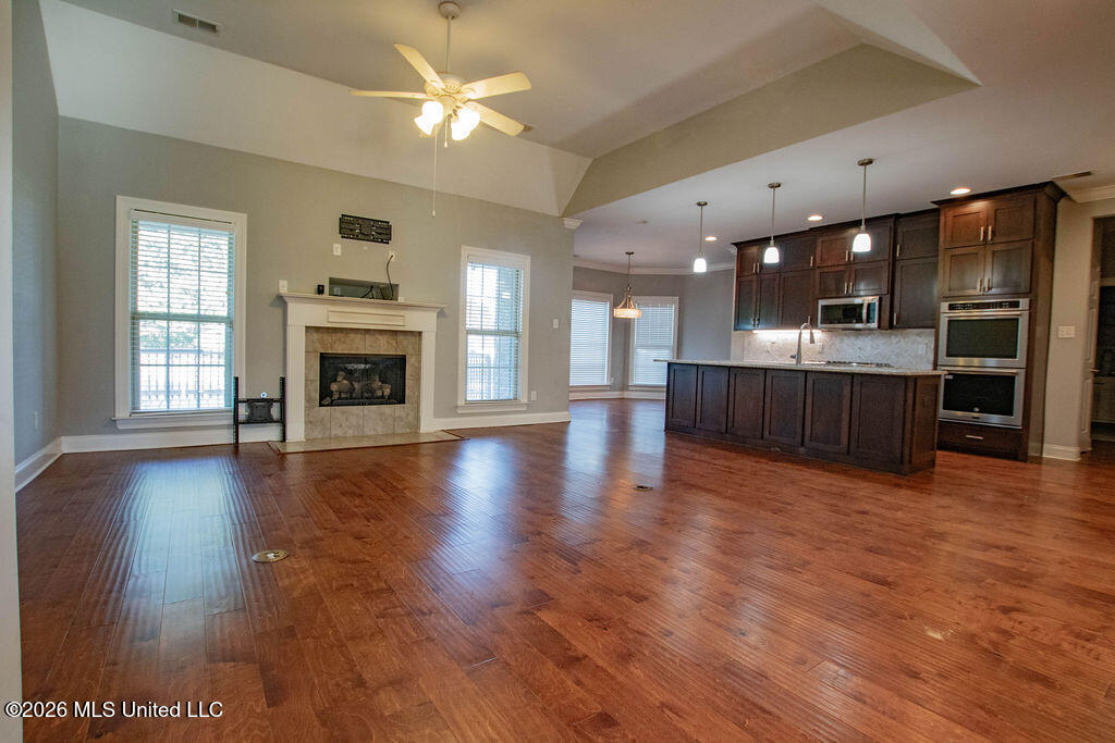 866 Craft Road Property Photo 8
