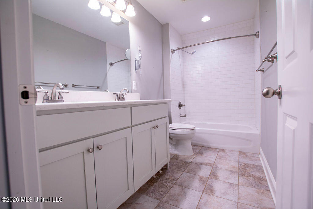 866 Craft Road Property Photo 22