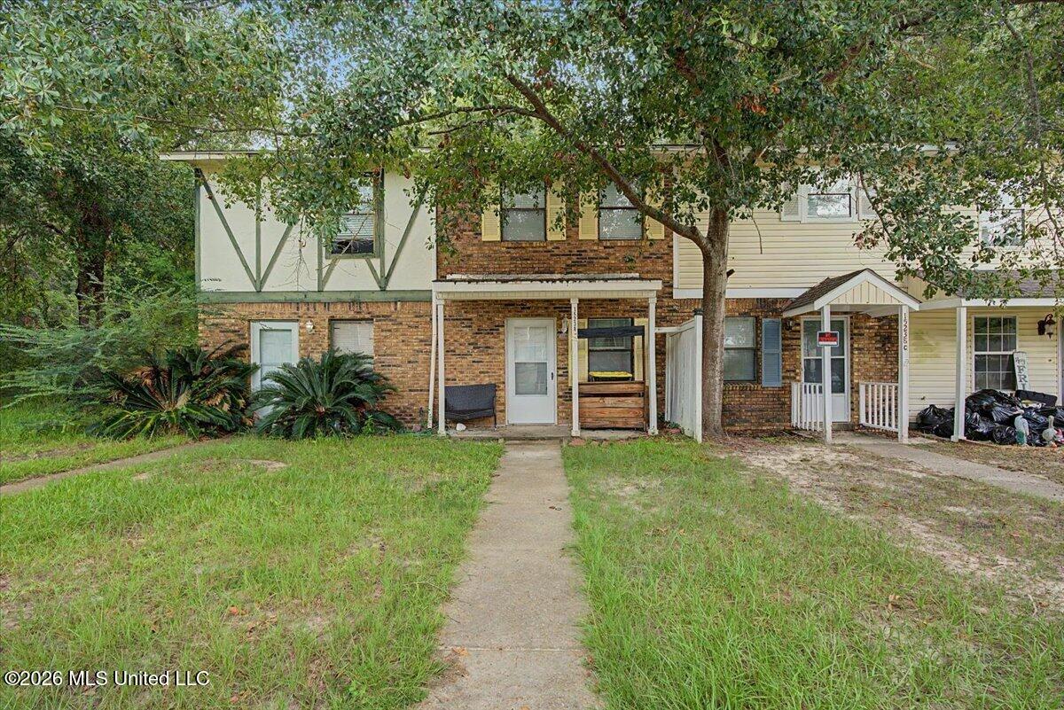 15238b Parkwood Drive Property Photo 1