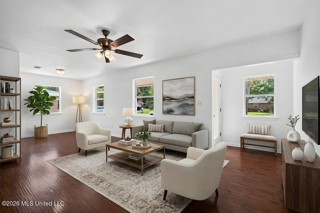 328 Teringo Circle Property Photo 8