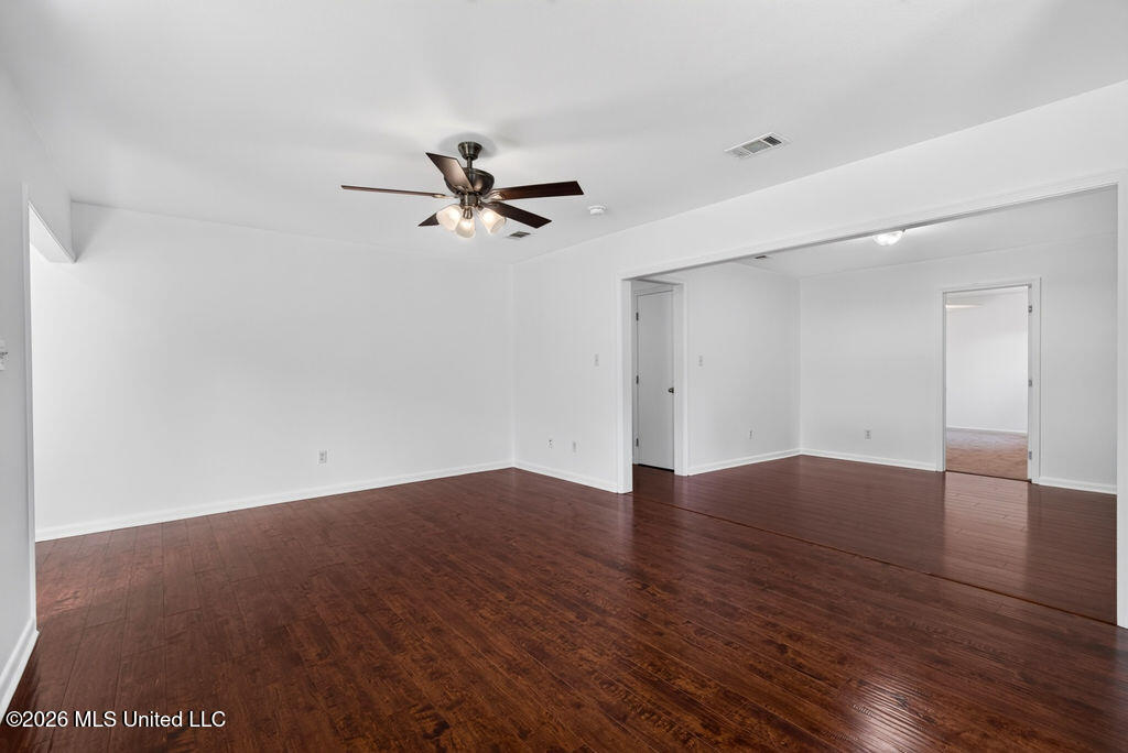 328 Teringo Circle Property Photo 10