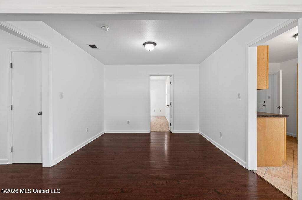 328 Teringo Circle Property Photo 14