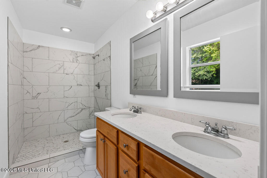 328 Teringo Circle Property Photo 30