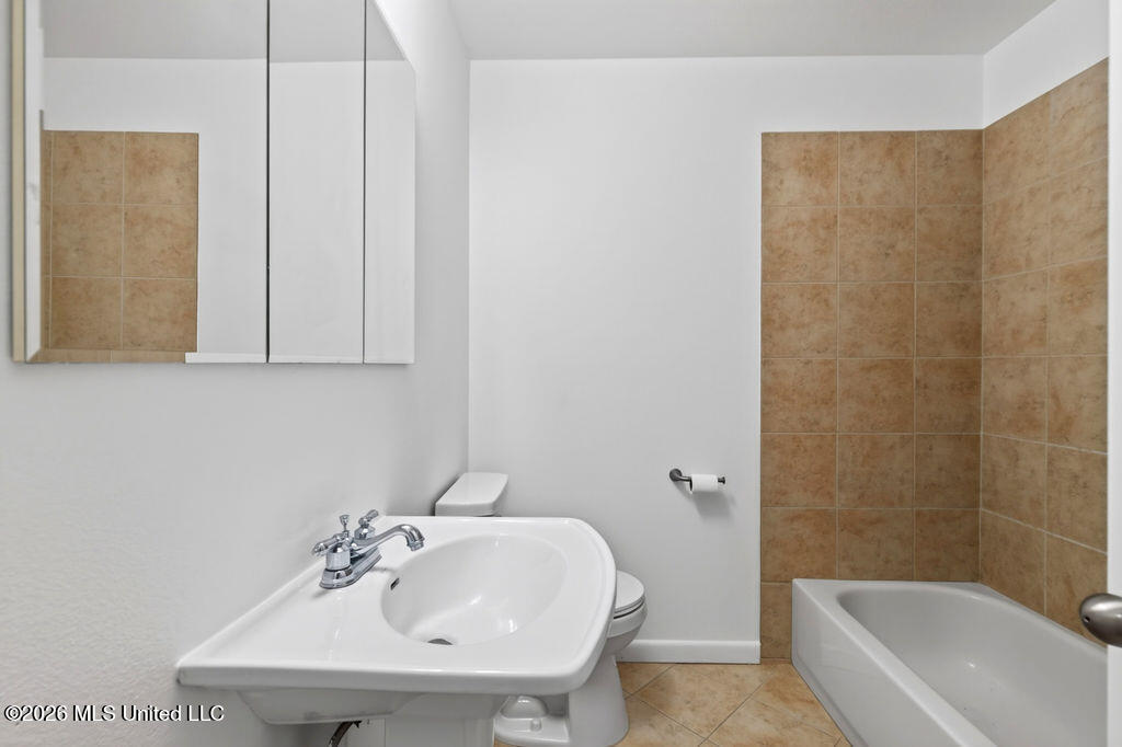 328 Teringo Circle Property Photo 36