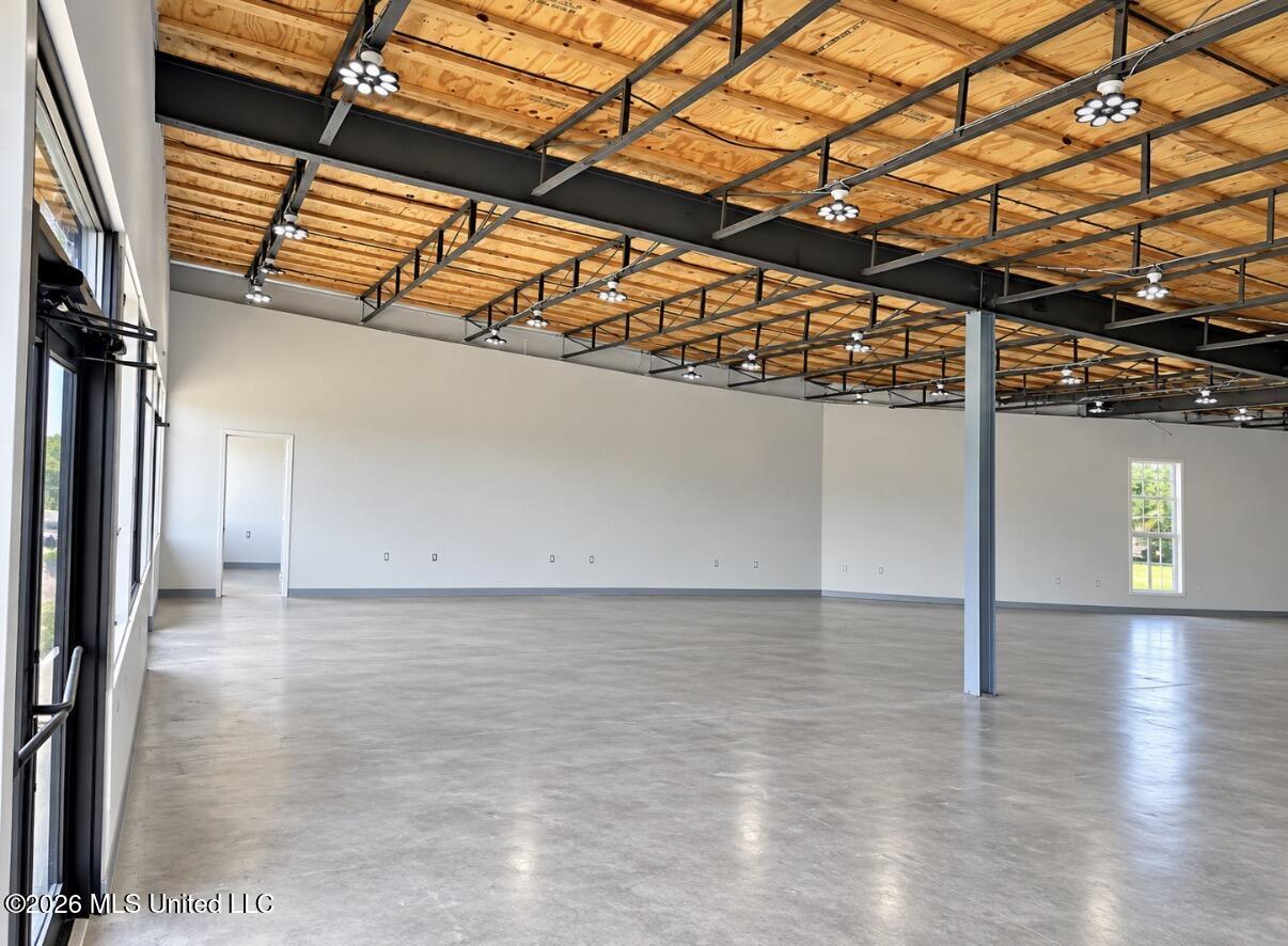 626 N State Street Property Photo 9