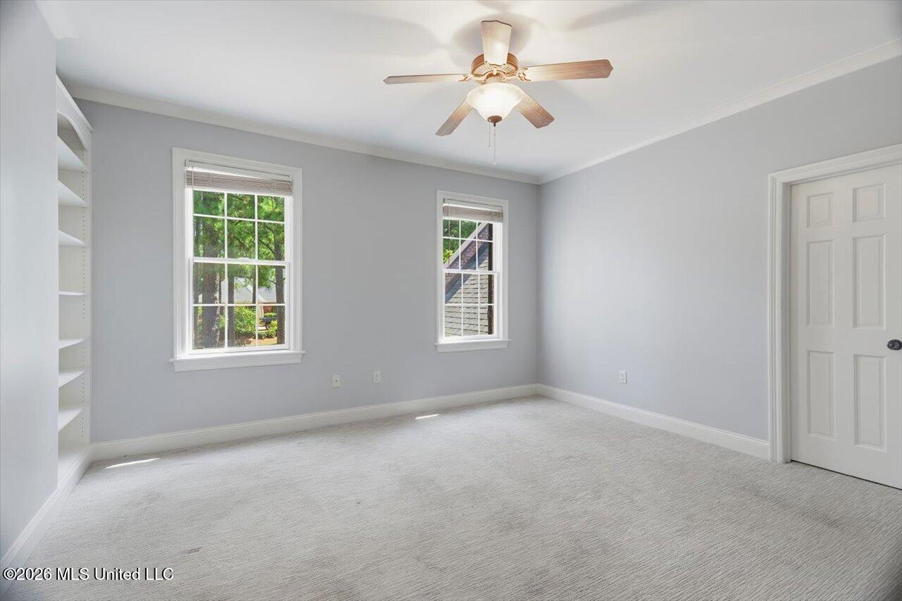 415 Pembrooke Drive Property Photo 34