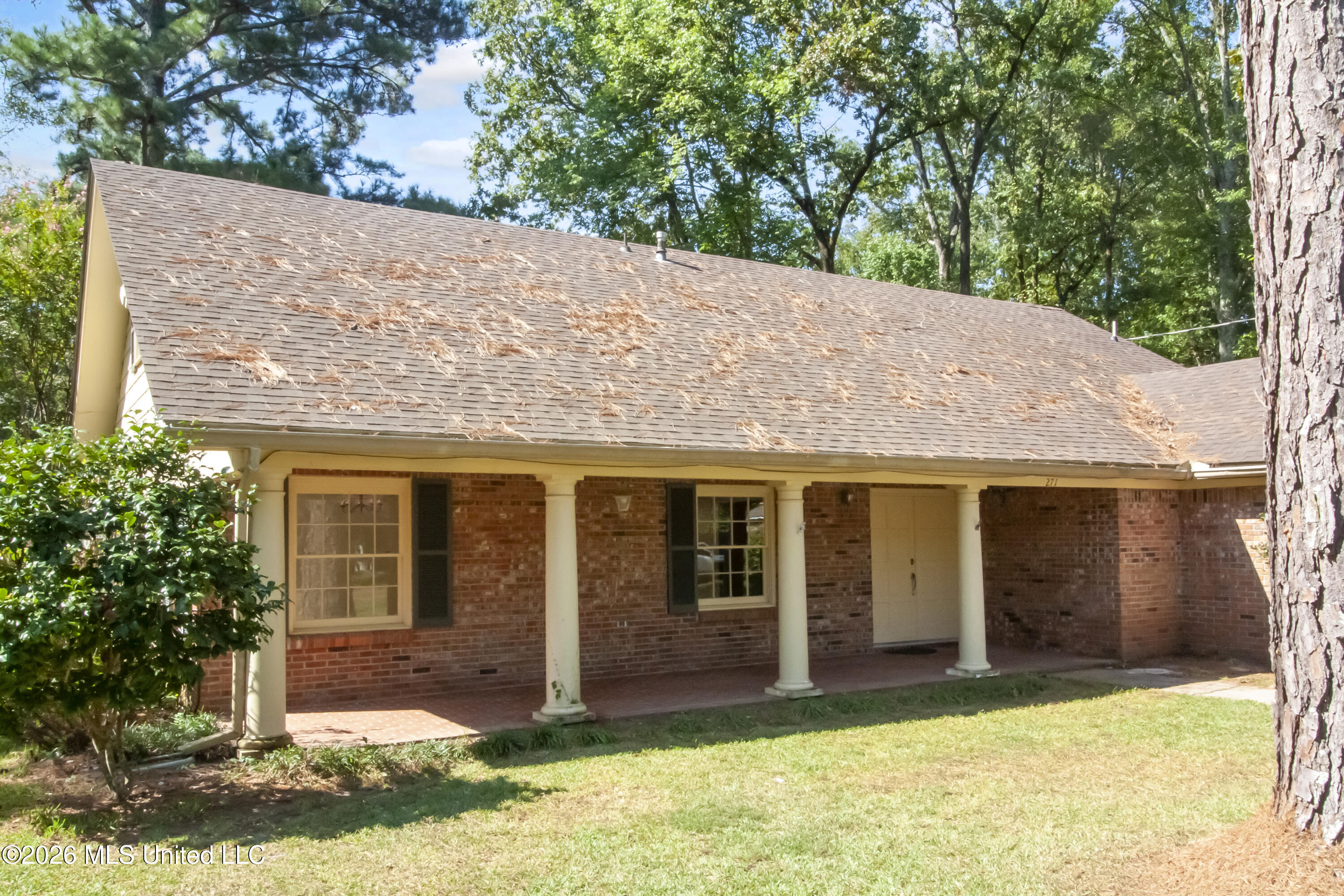 271 N Woodland Drive Property Photo 4