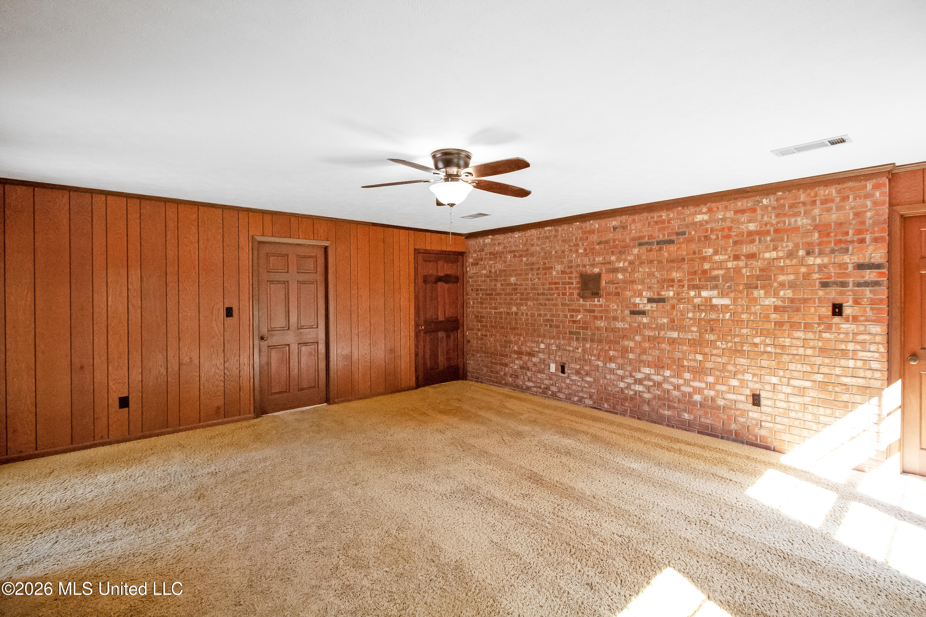 271 N Woodland Drive Property Photo 12