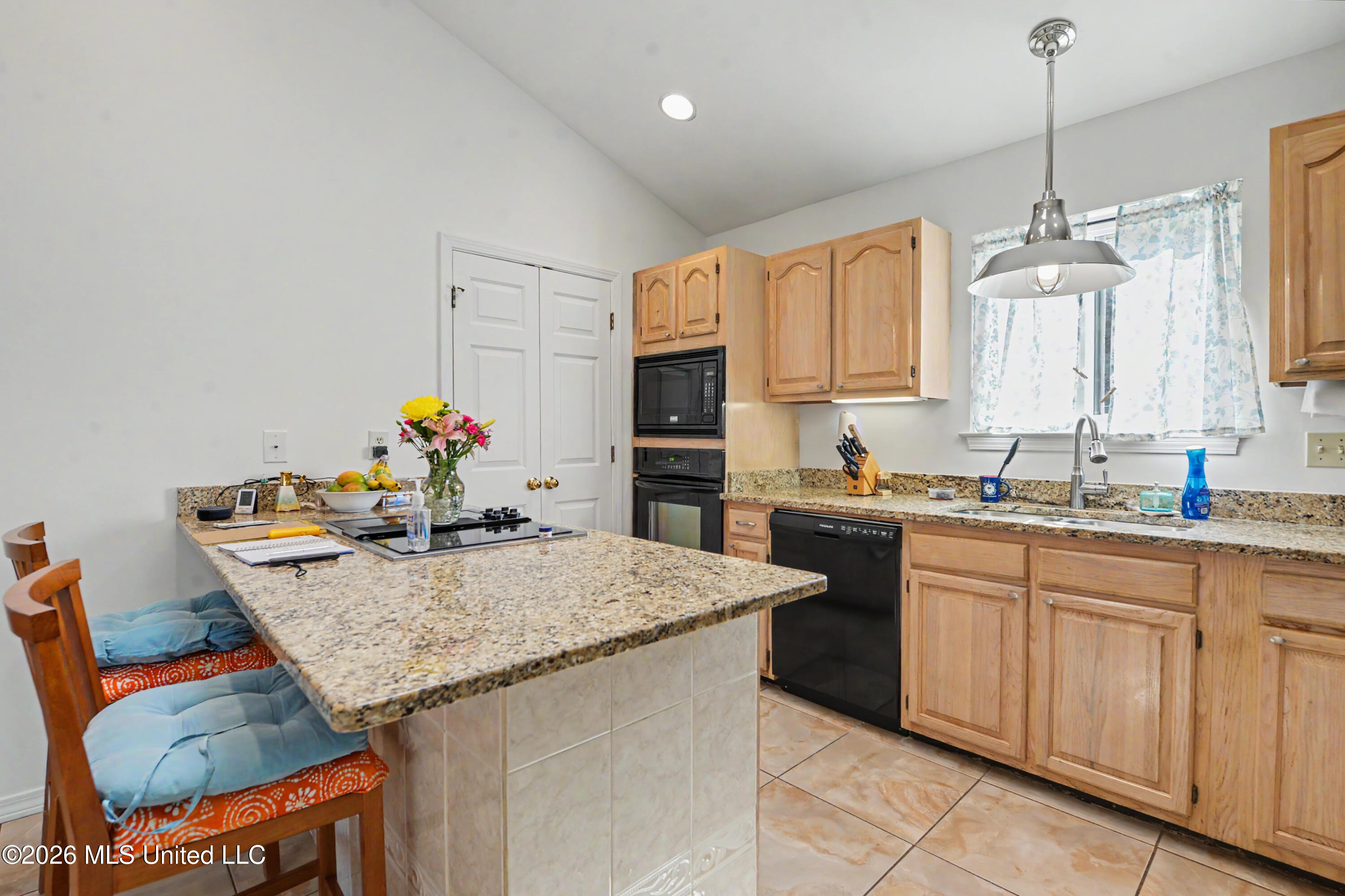 2013 Brookside Street Property Photo 11