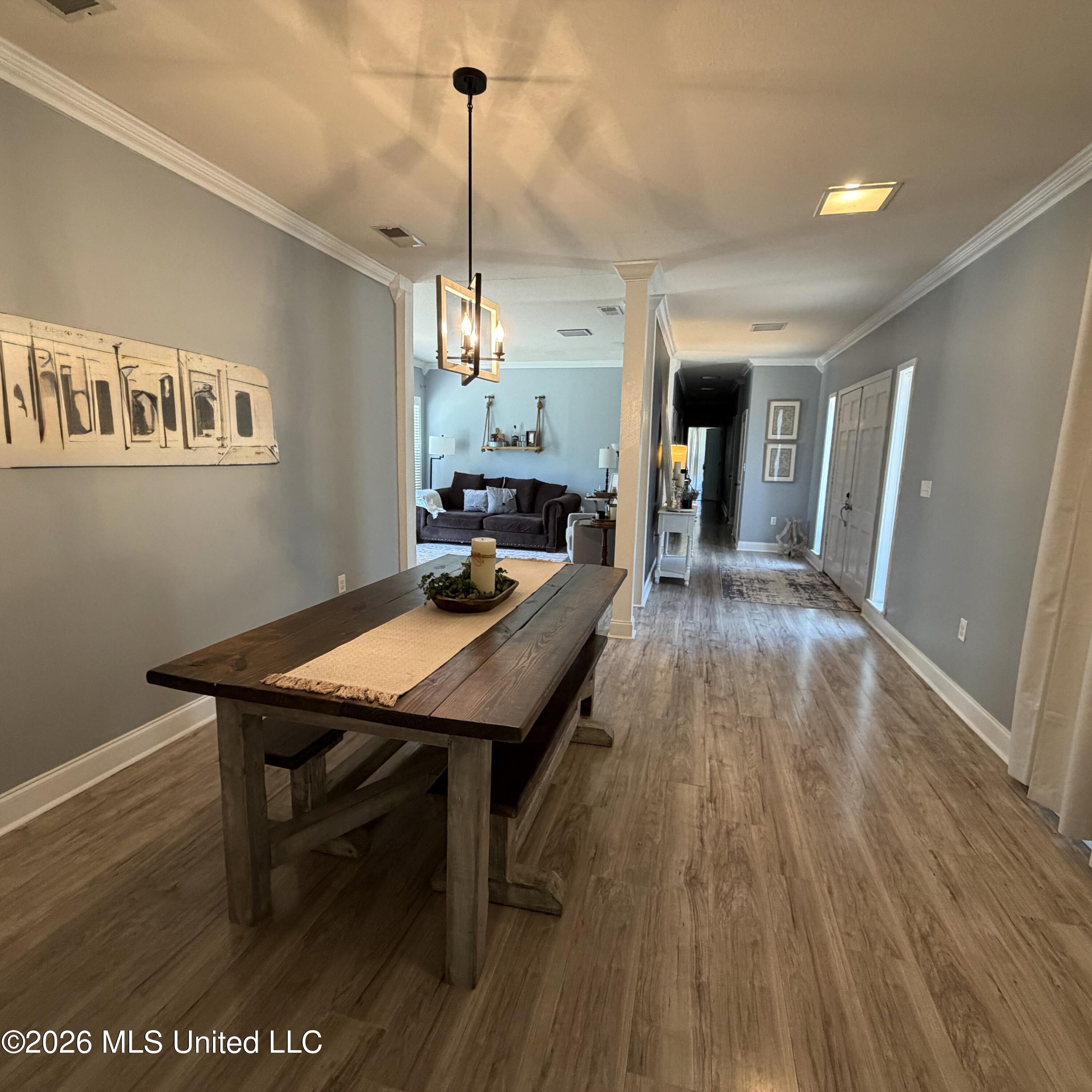 201 Poinsettia Drive Property Photo 5