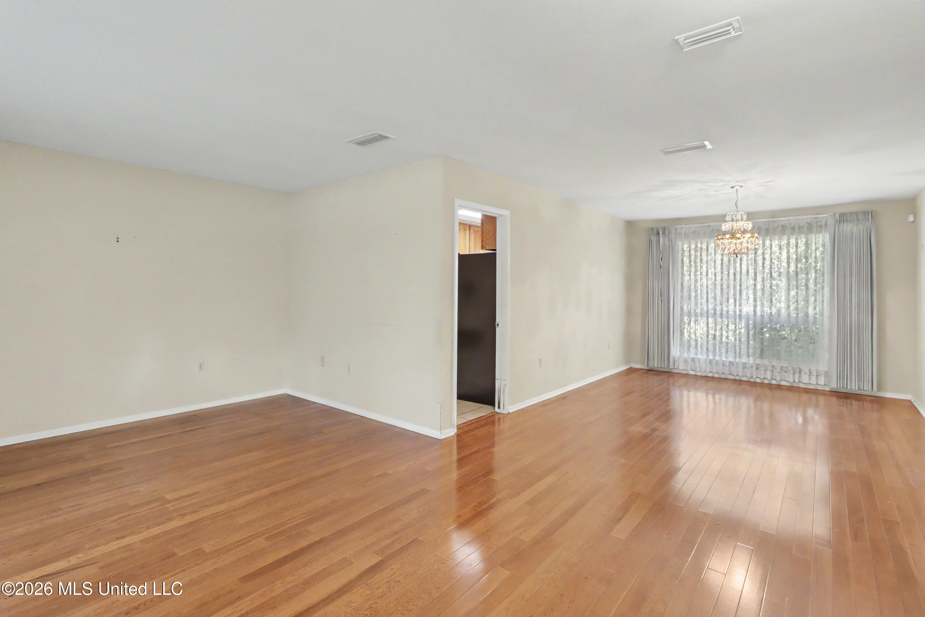 2407 Palmer Drive Property Photo 5