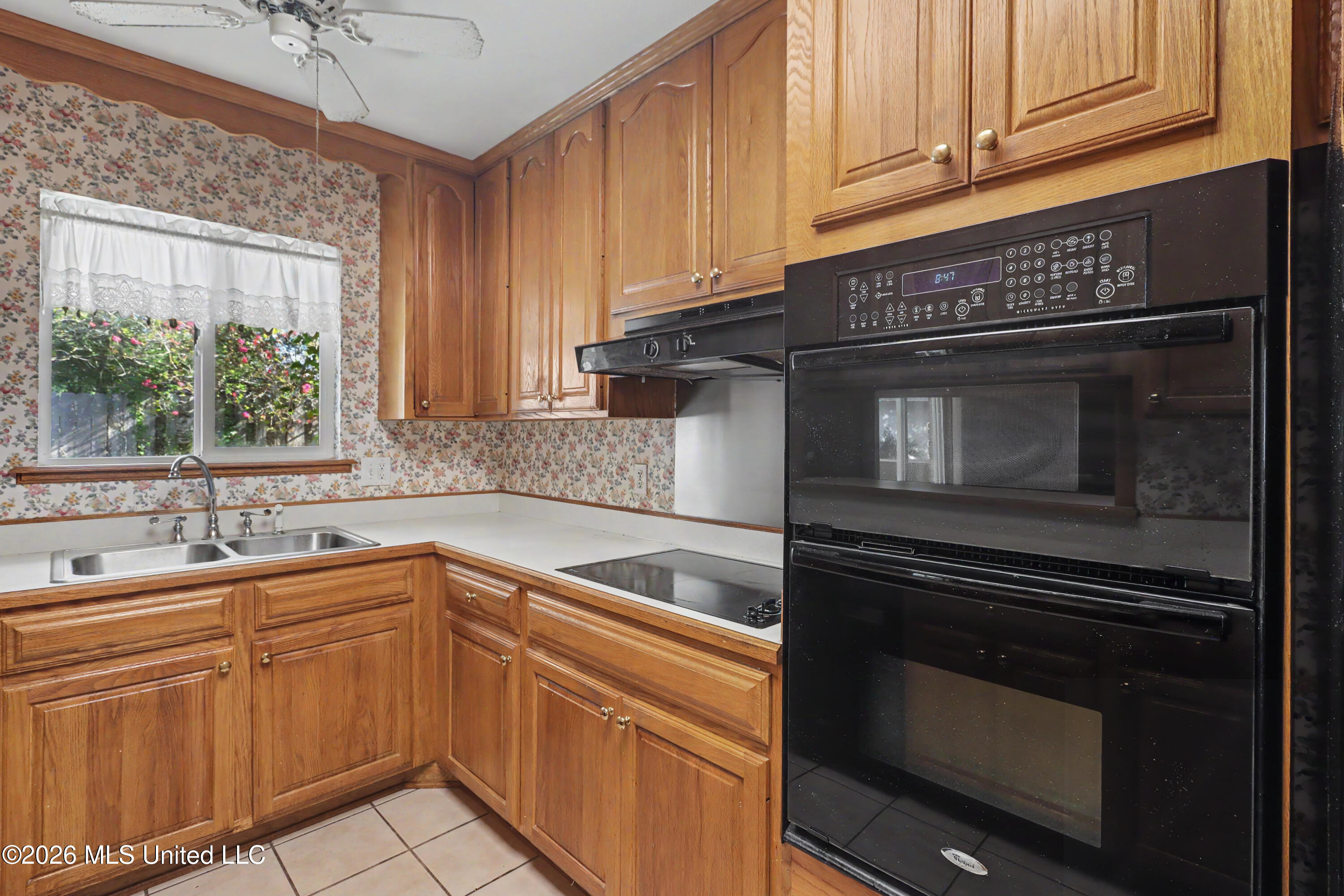 2407 Palmer Drive Property Photo 8
