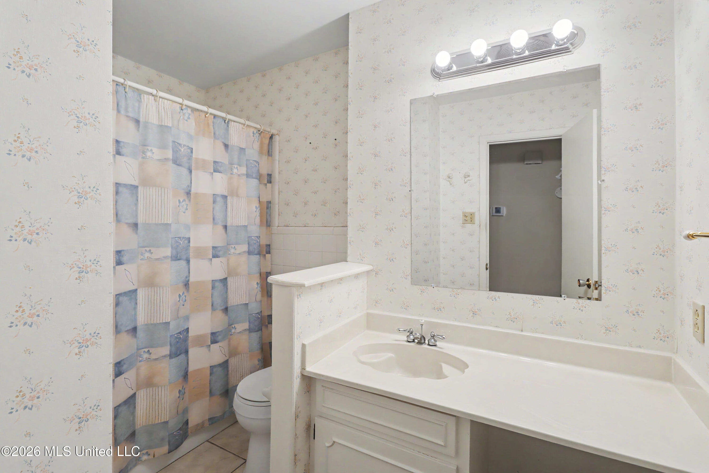 2407 Palmer Drive Property Photo 13