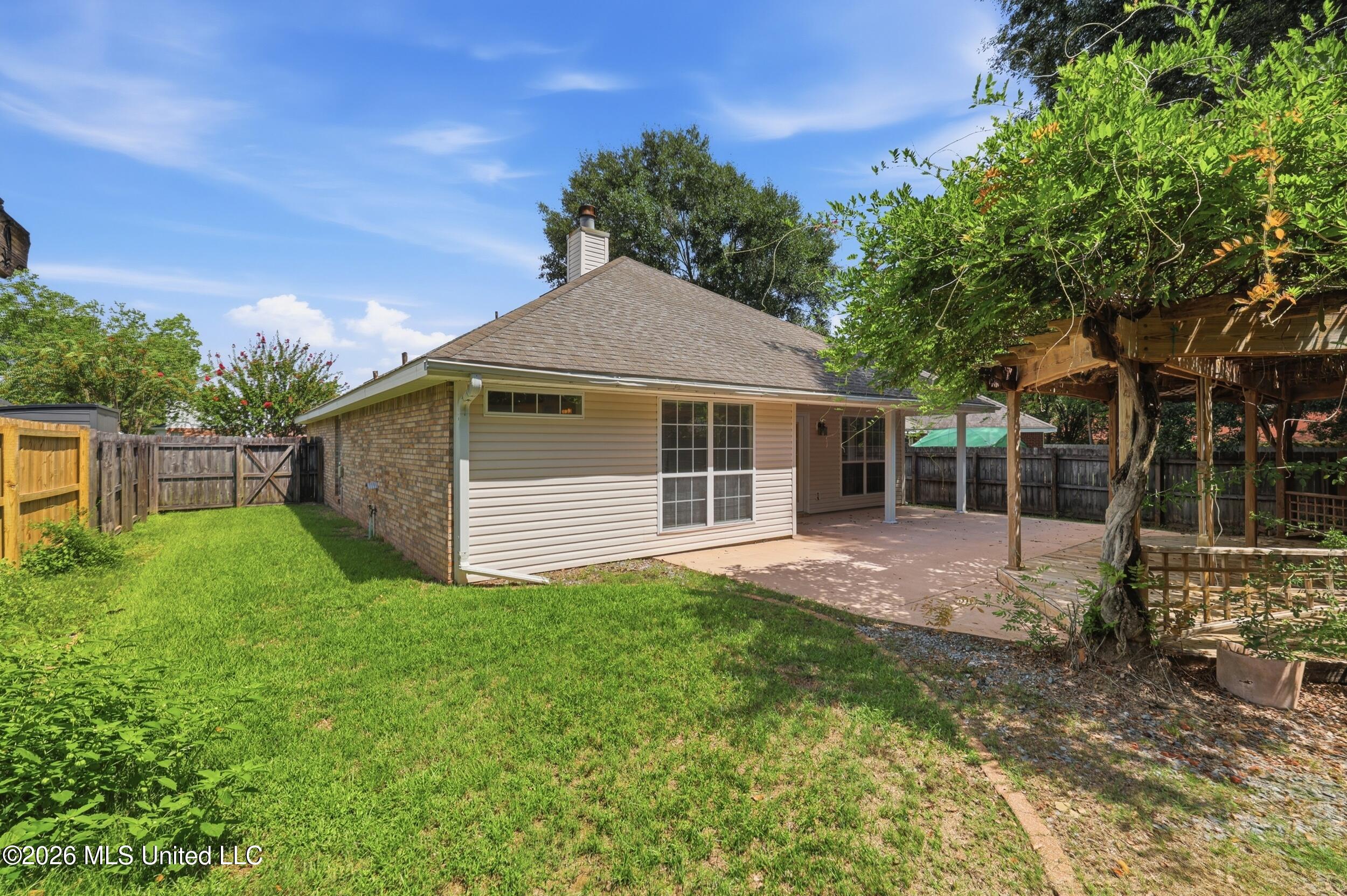 13143 Hawthorn Place Property Photo 5