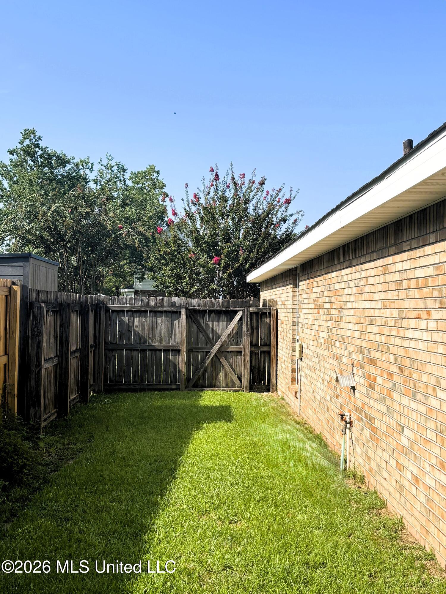 13143 Hawthorn Place Property Photo 8