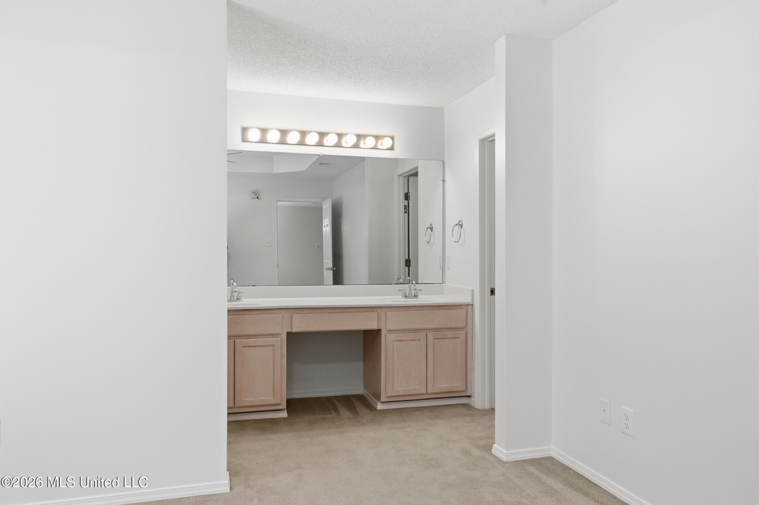 13143 Hawthorn Place Property Photo 19