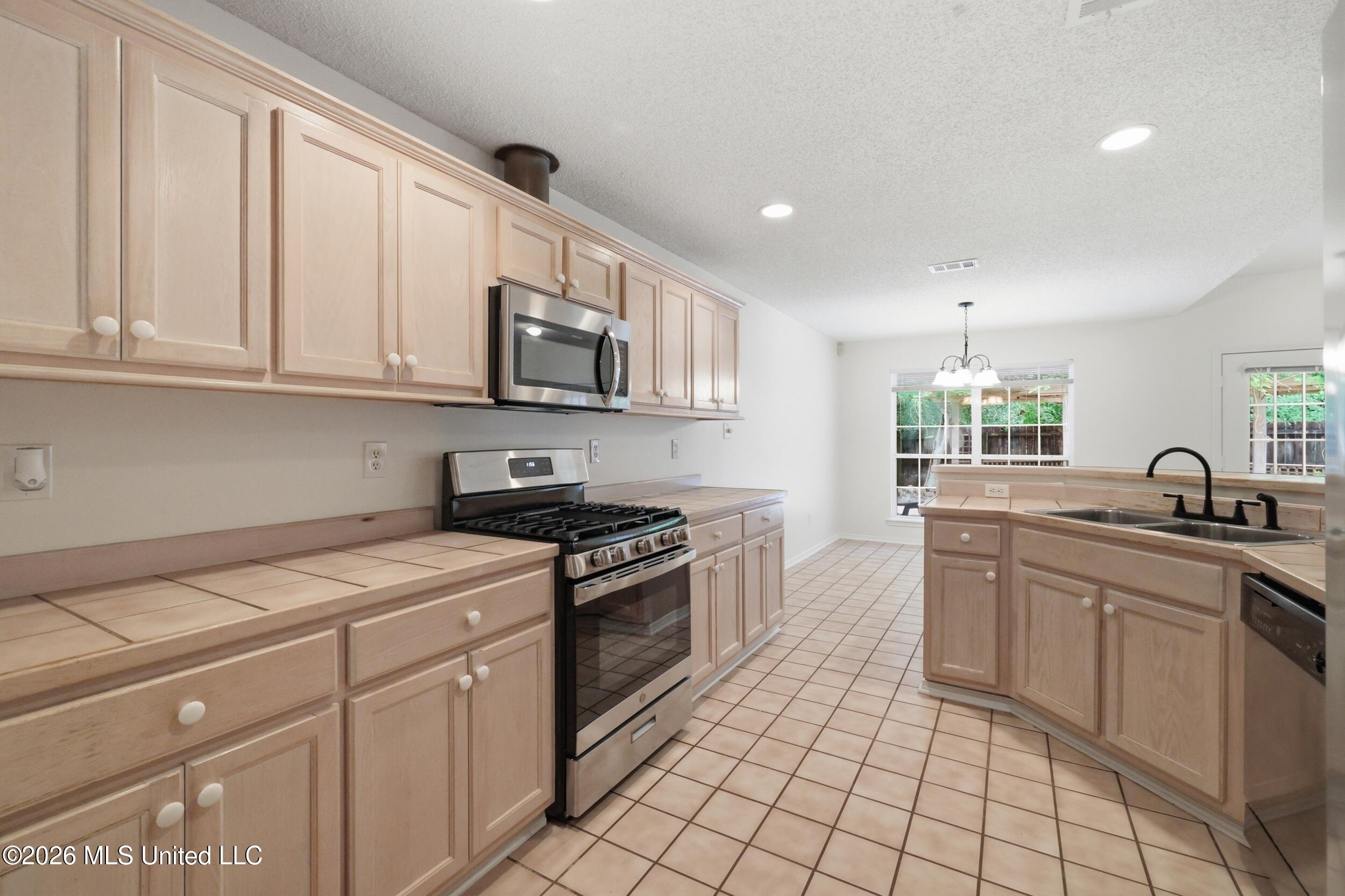 13143 Hawthorn Place Property Photo 29
