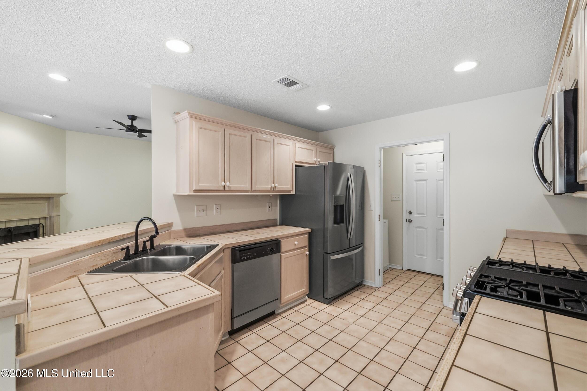 13143 Hawthorn Place Property Photo 30