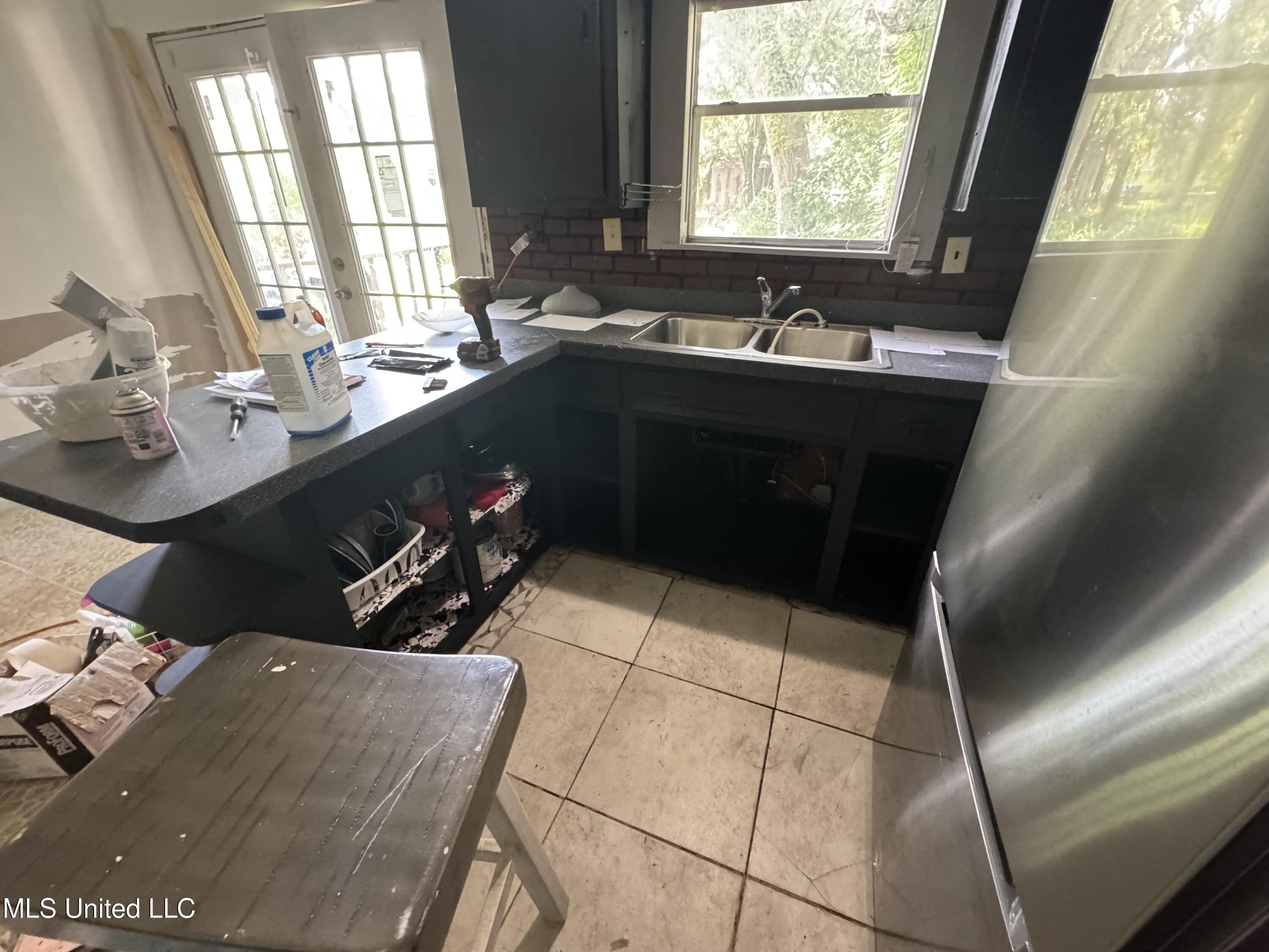 5418 Elder Street Property Photo 5