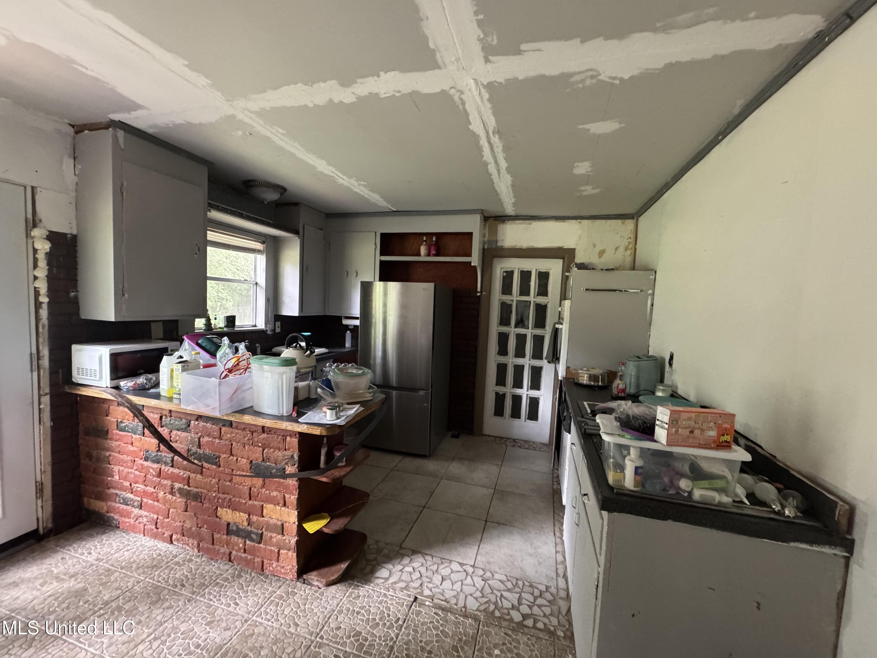 5418 Elder Street Property Photo 6