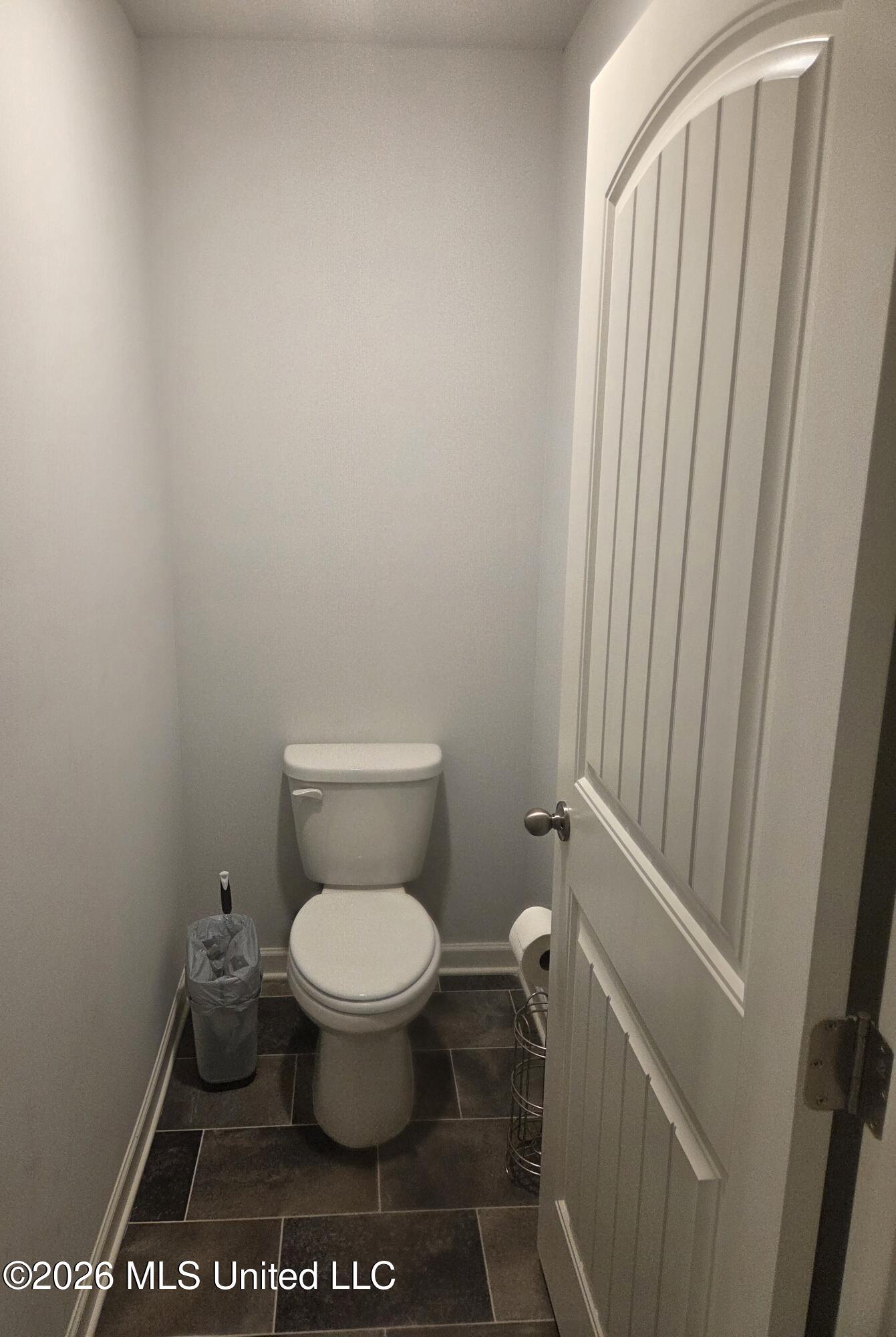 5343 Greenwood Road Property Photo 8