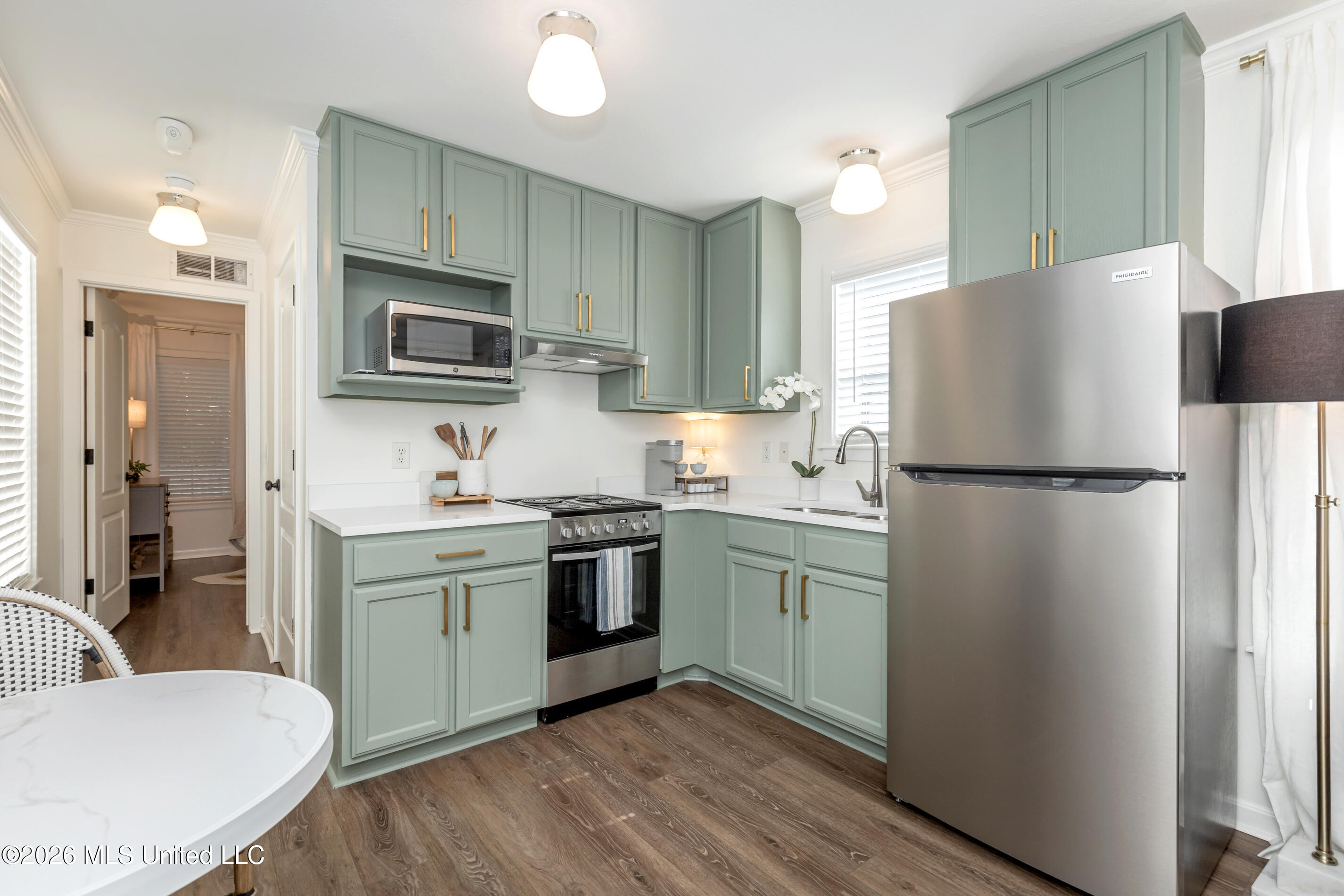 2207 Government Street Property Photo 10