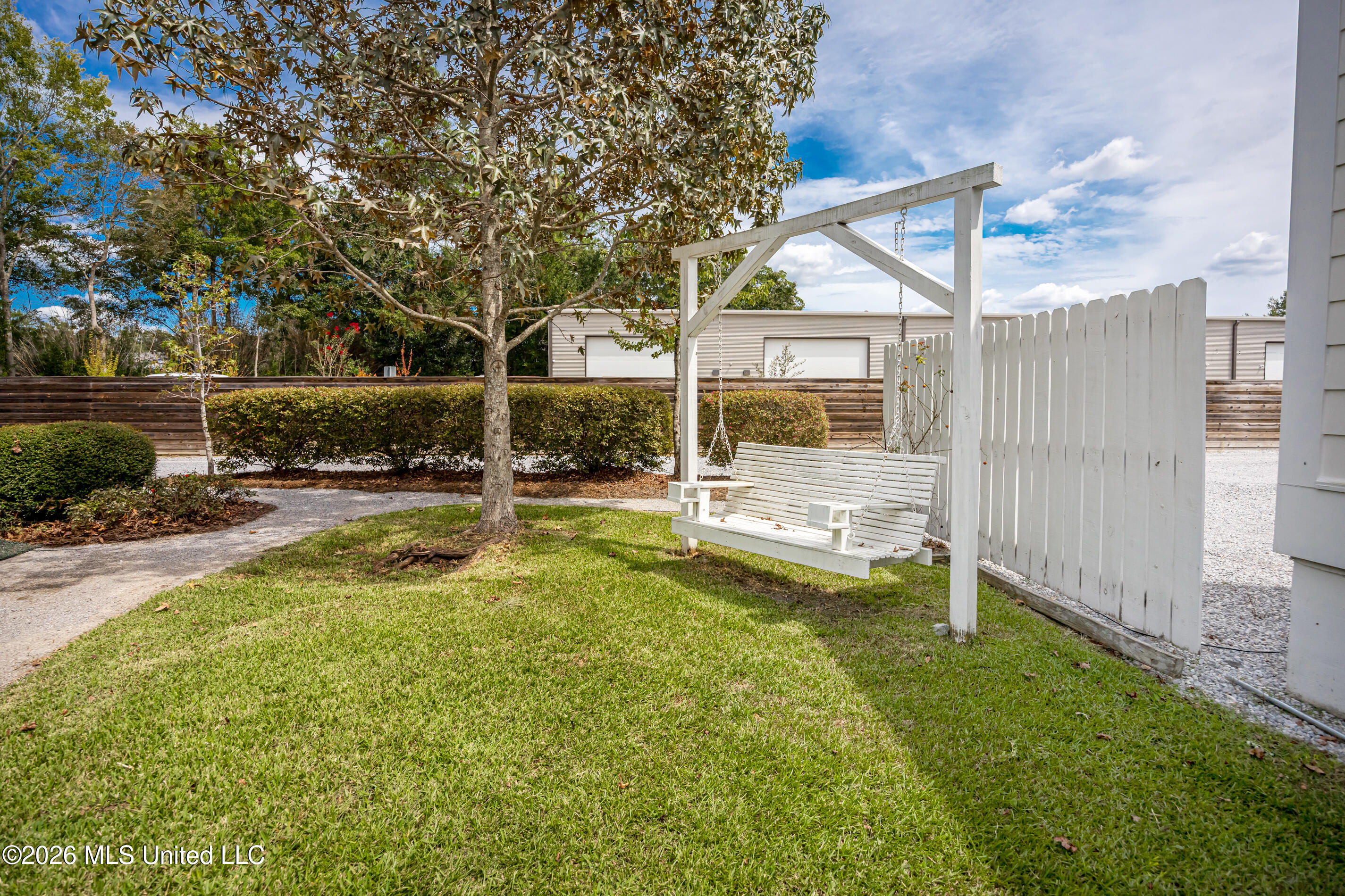 2207 Government Street Property Photo 39