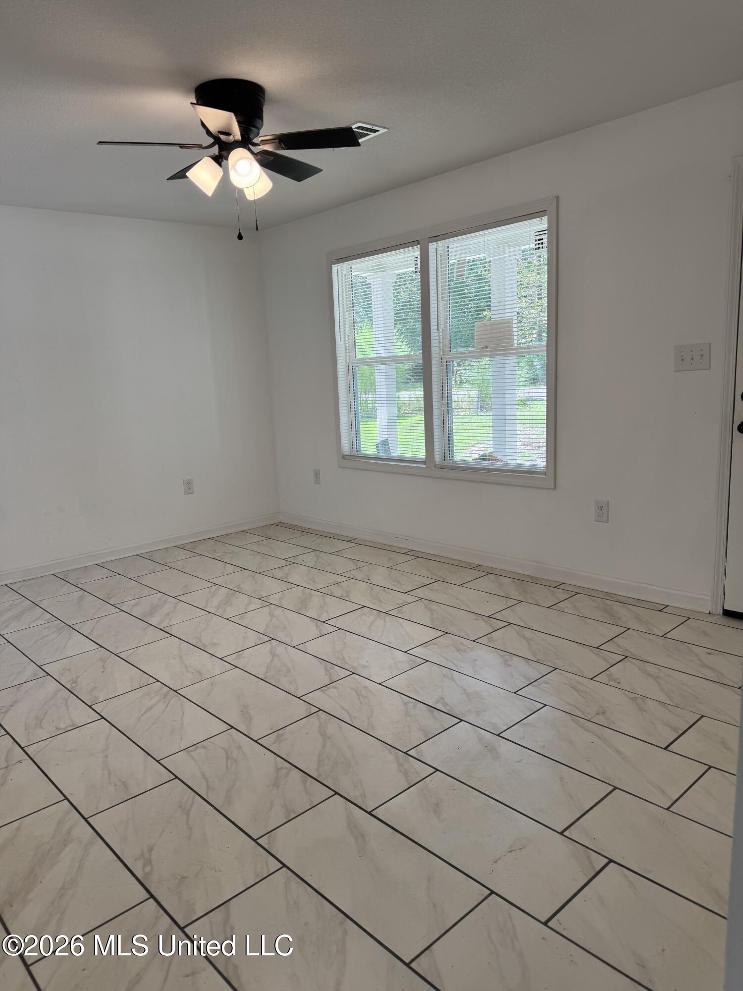905 8th Street Property Photo 14