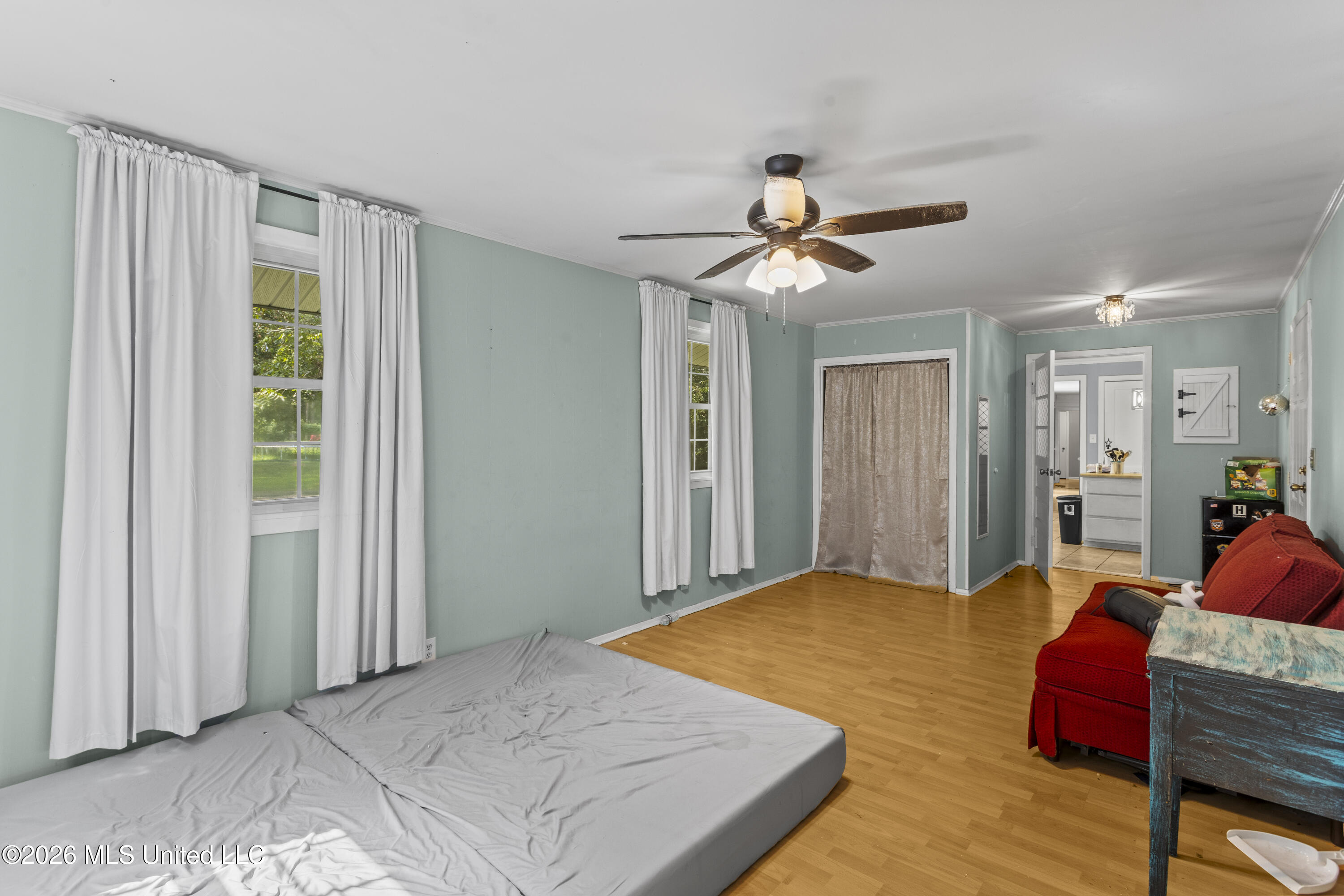 345 Balmoral Road Property Photo 12