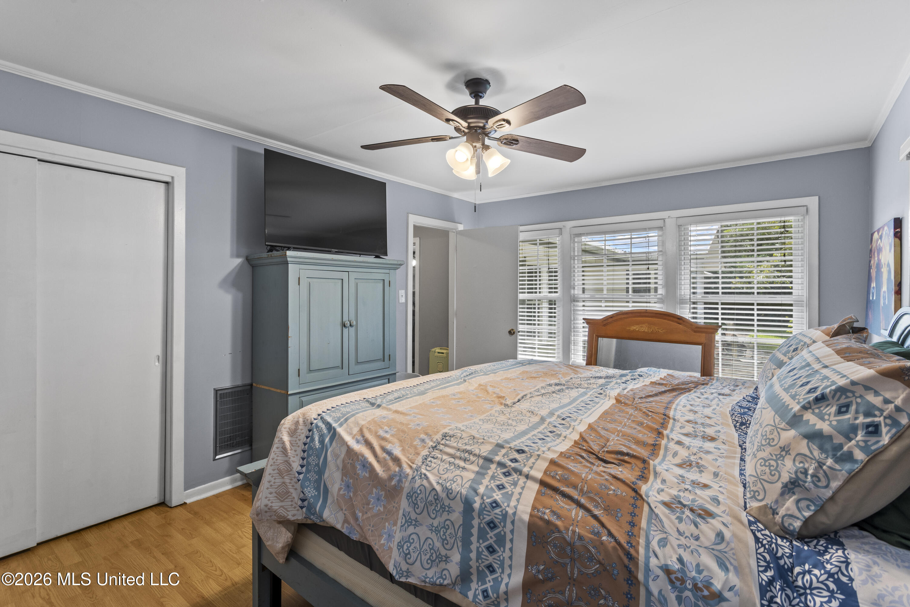 345 Balmoral Road Property Photo 18