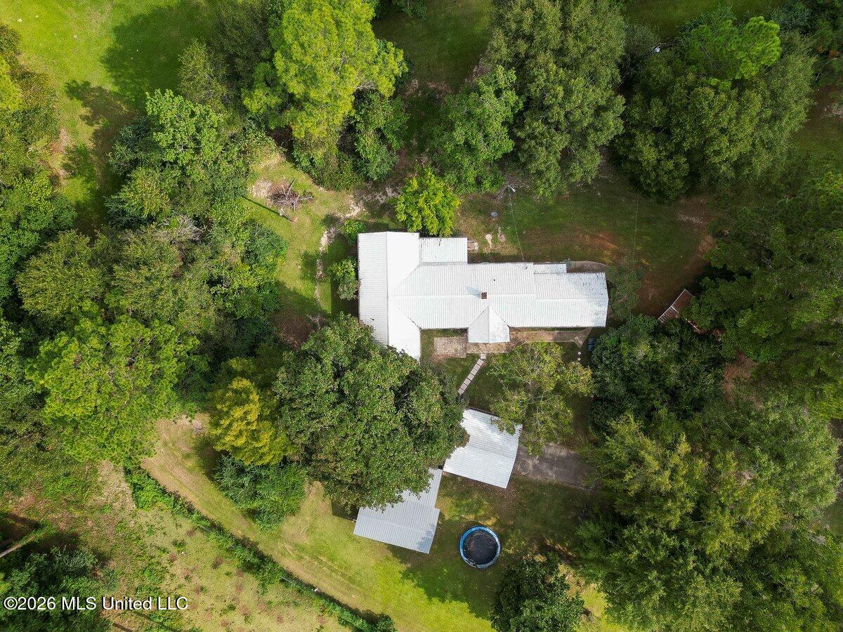 345 Balmoral Road Property Photo 30