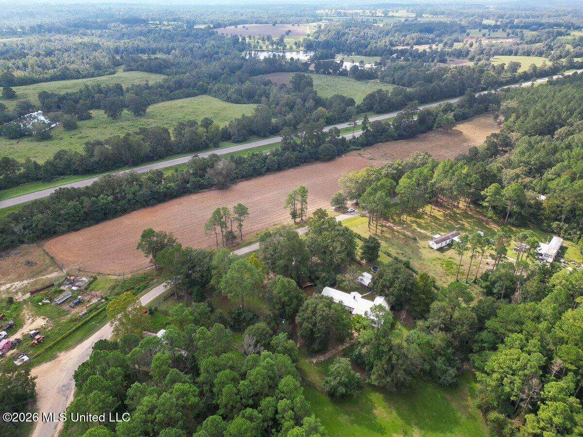 345 Balmoral Road Property Photo 31