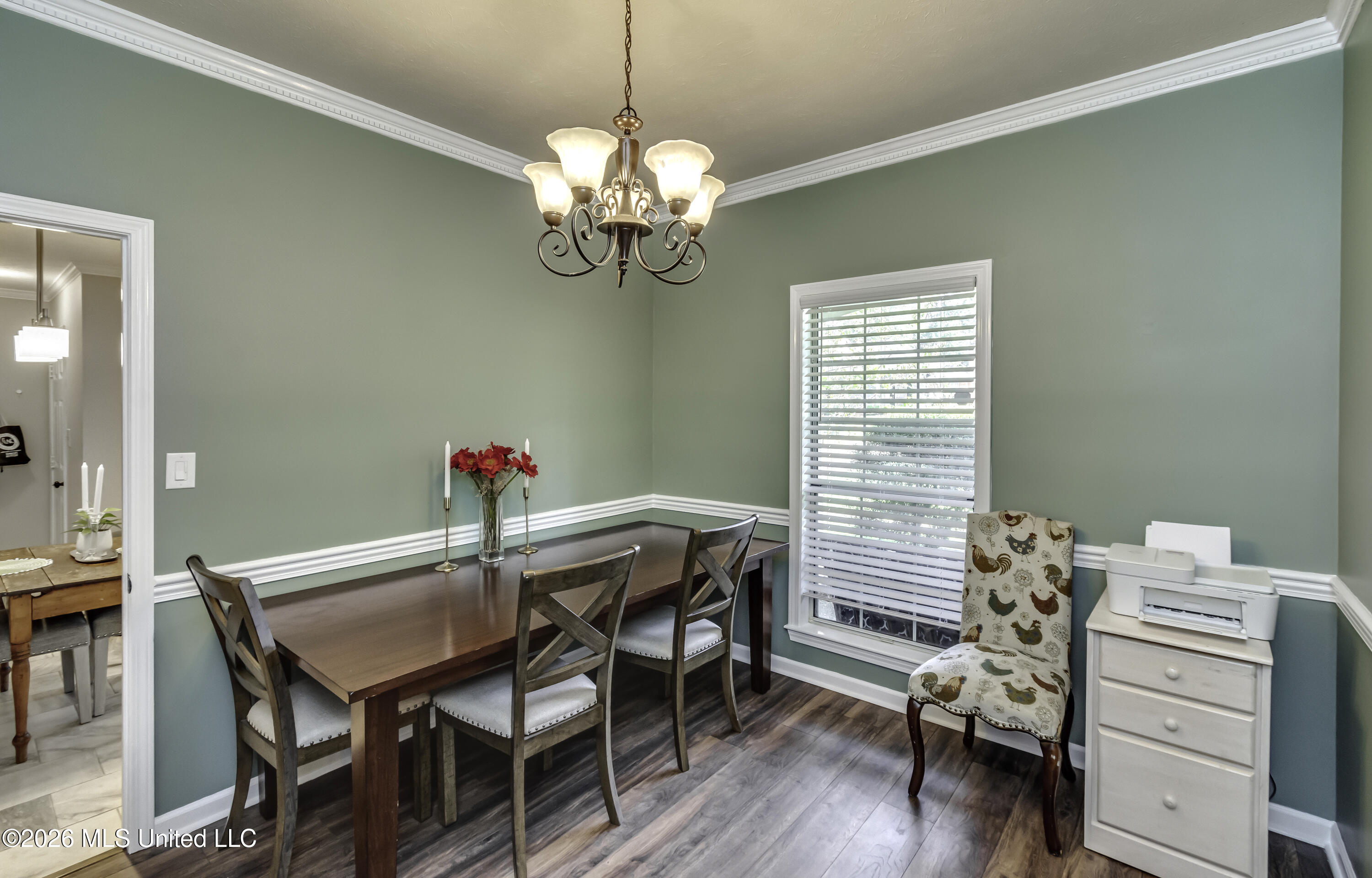 115 Azalea Circle Property Photo 4