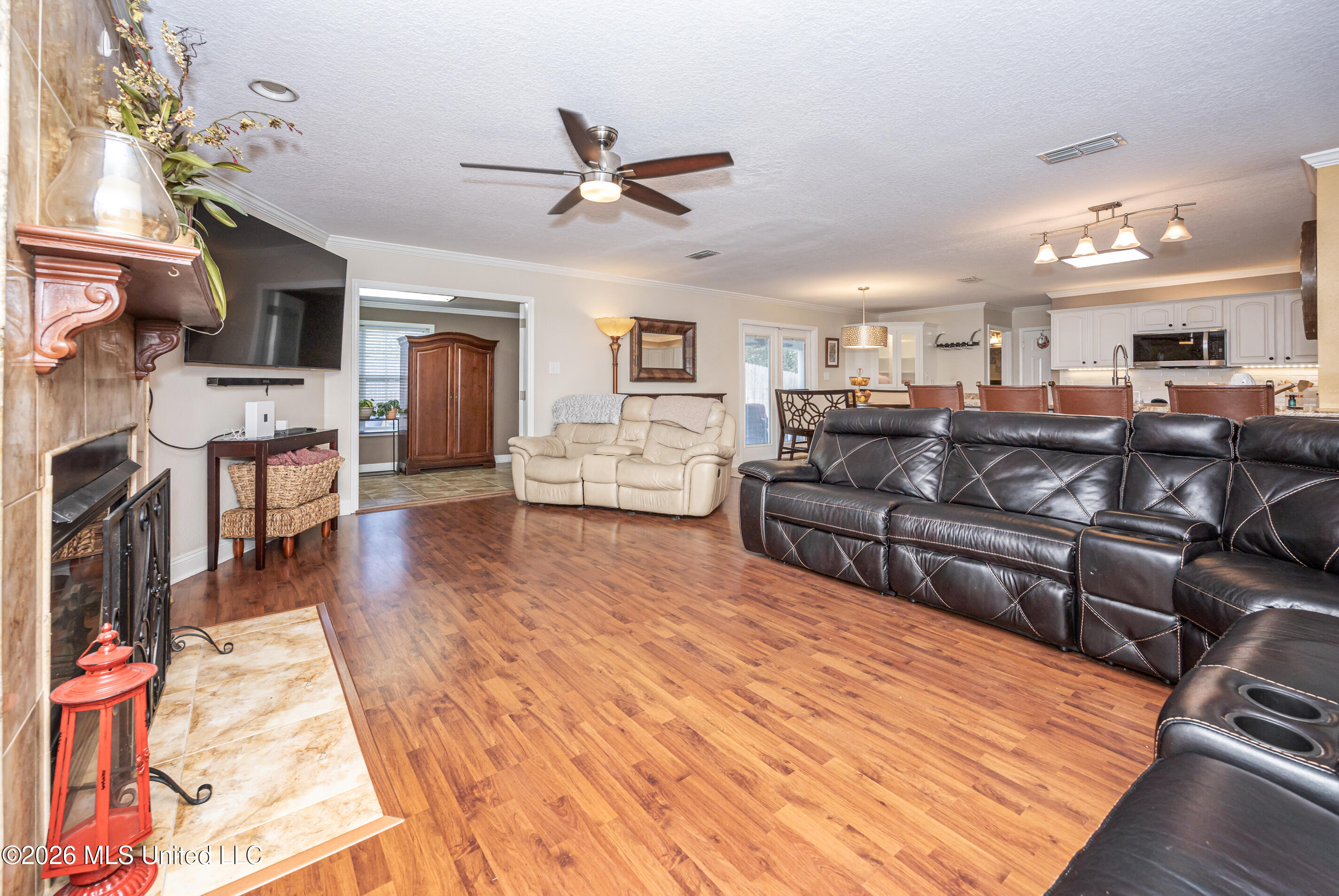 3509 Farrington Court Property Photo 8