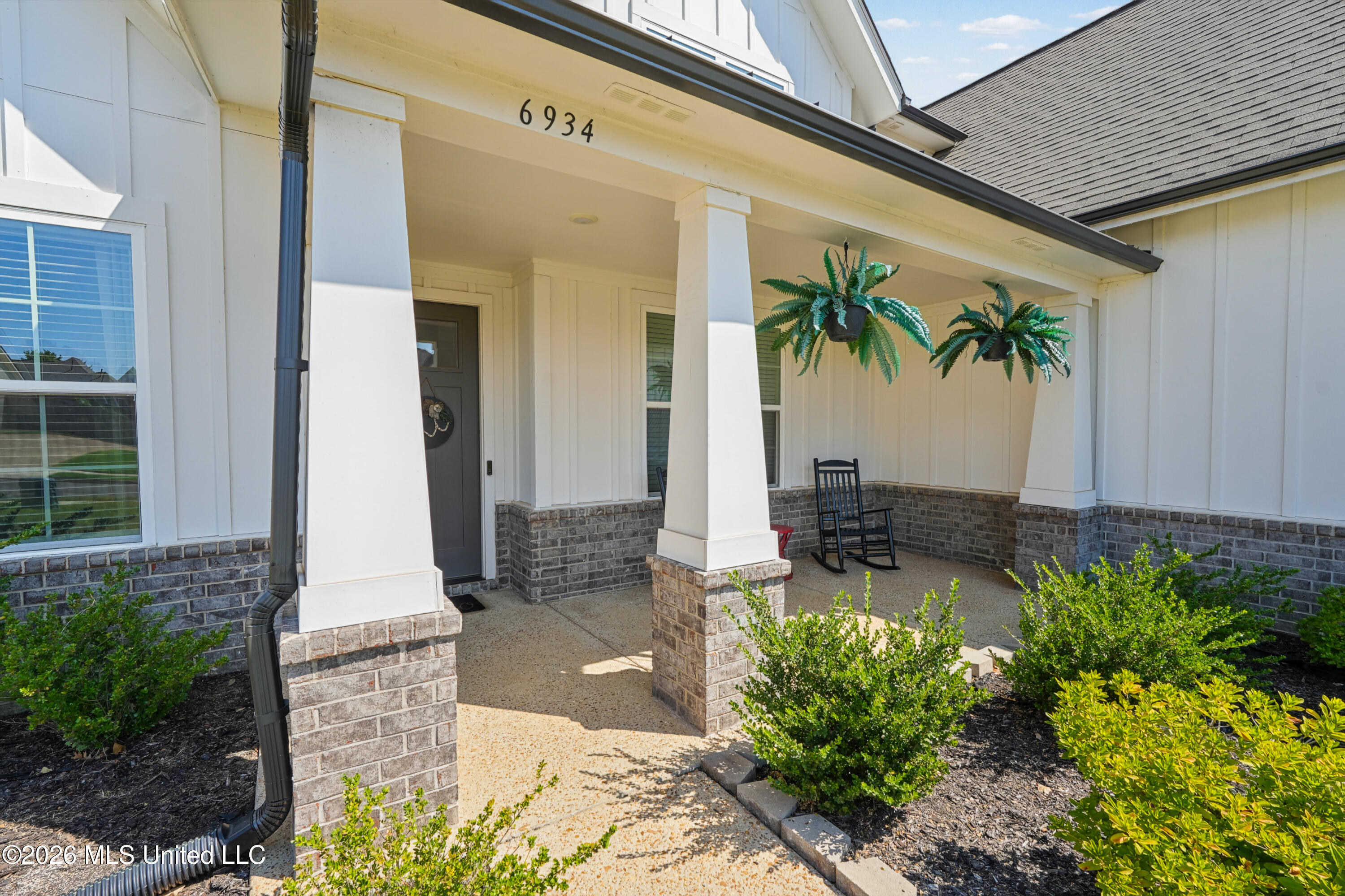 6934 Sunrise Loop Property Photo 6