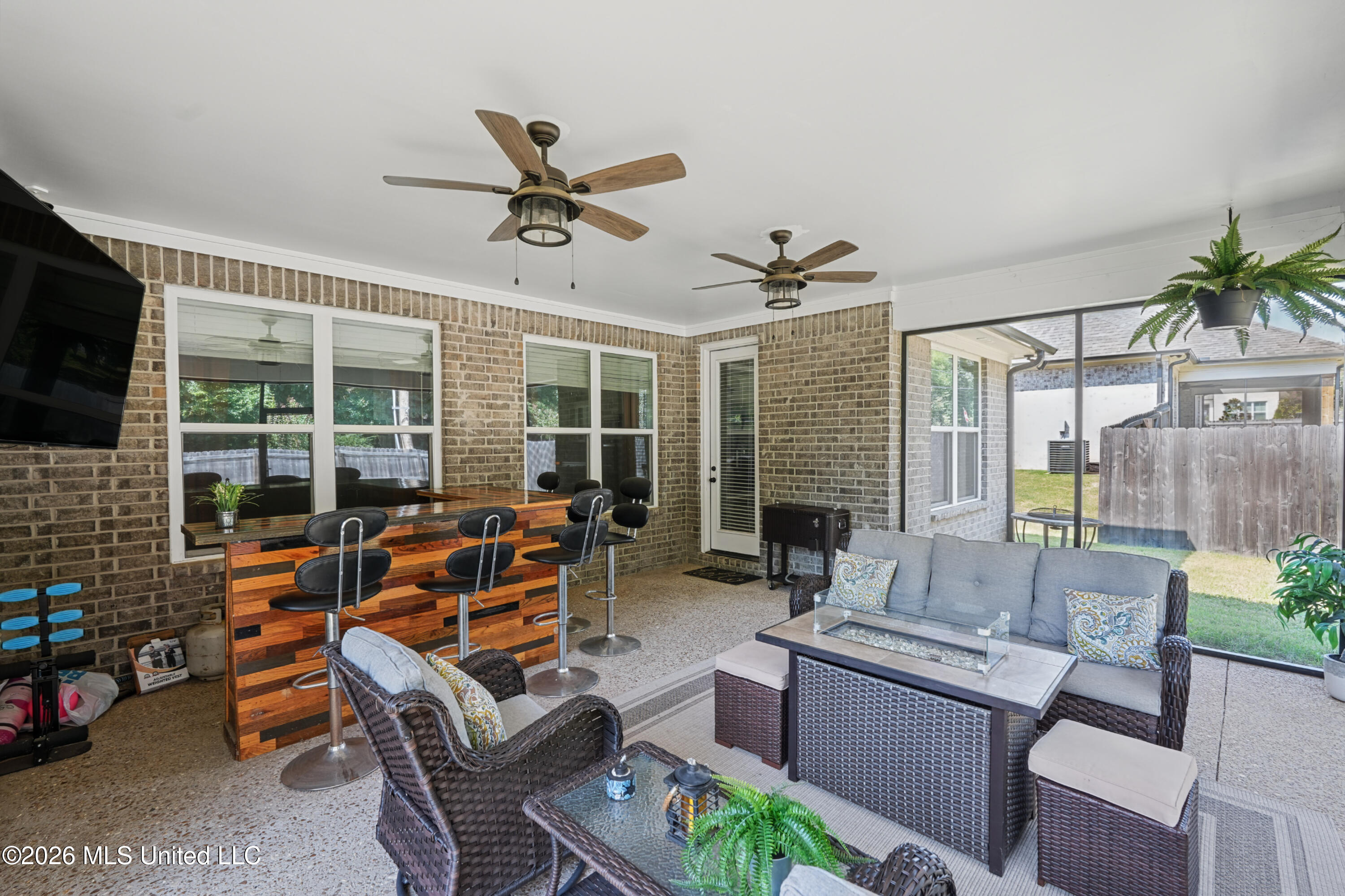 6934 Sunrise Loop Property Photo 42