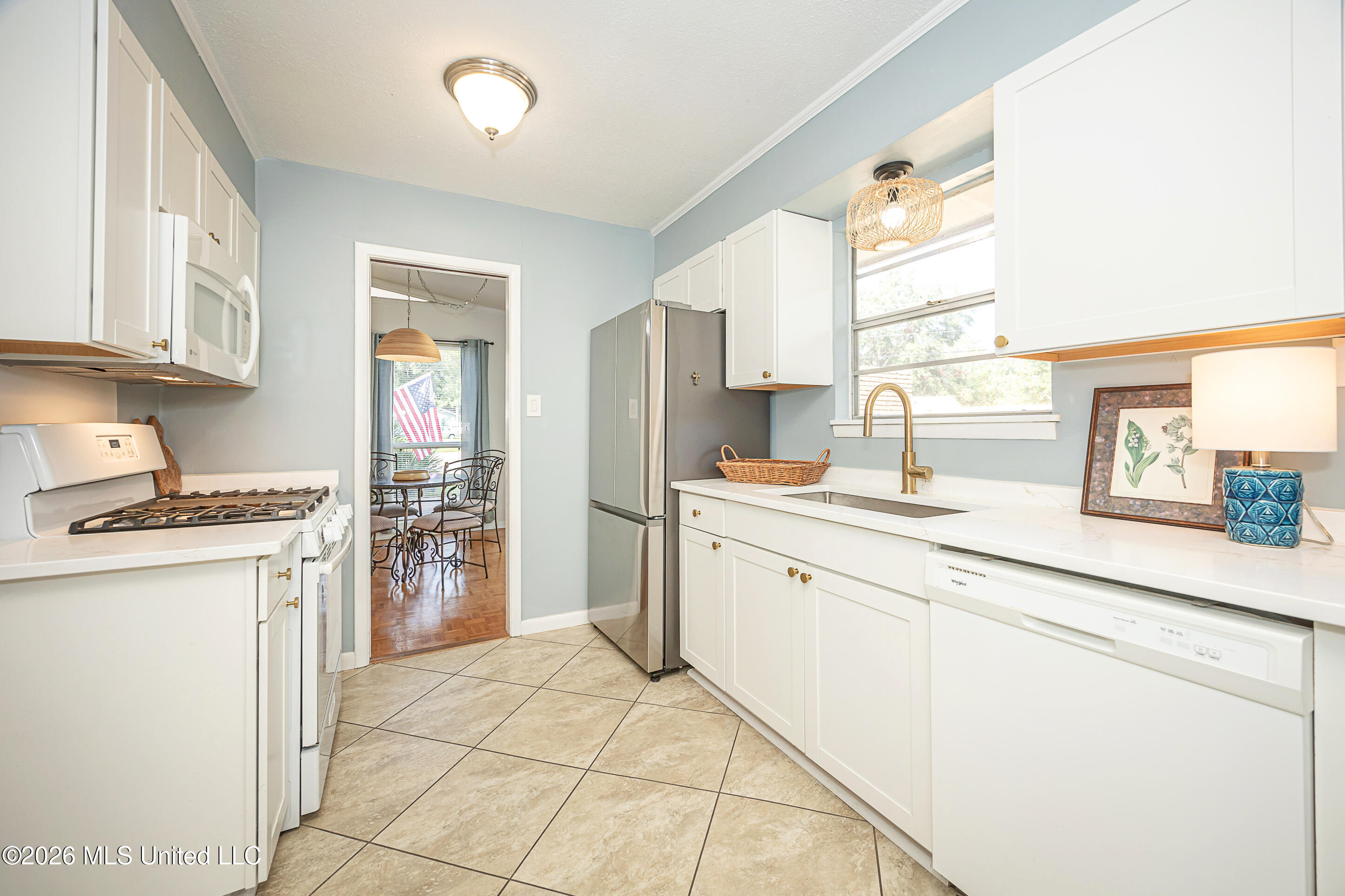 2515 Englewood Road Property Photo 20