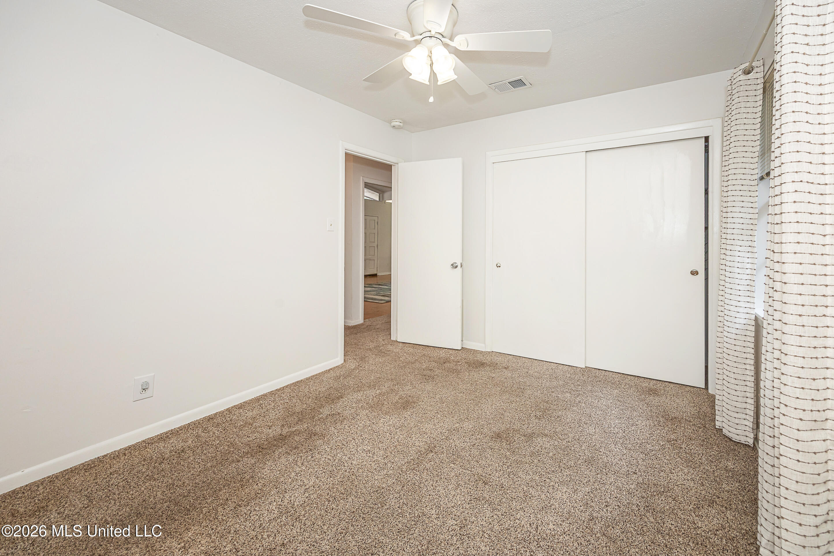 2515 Englewood Road Property Photo 36