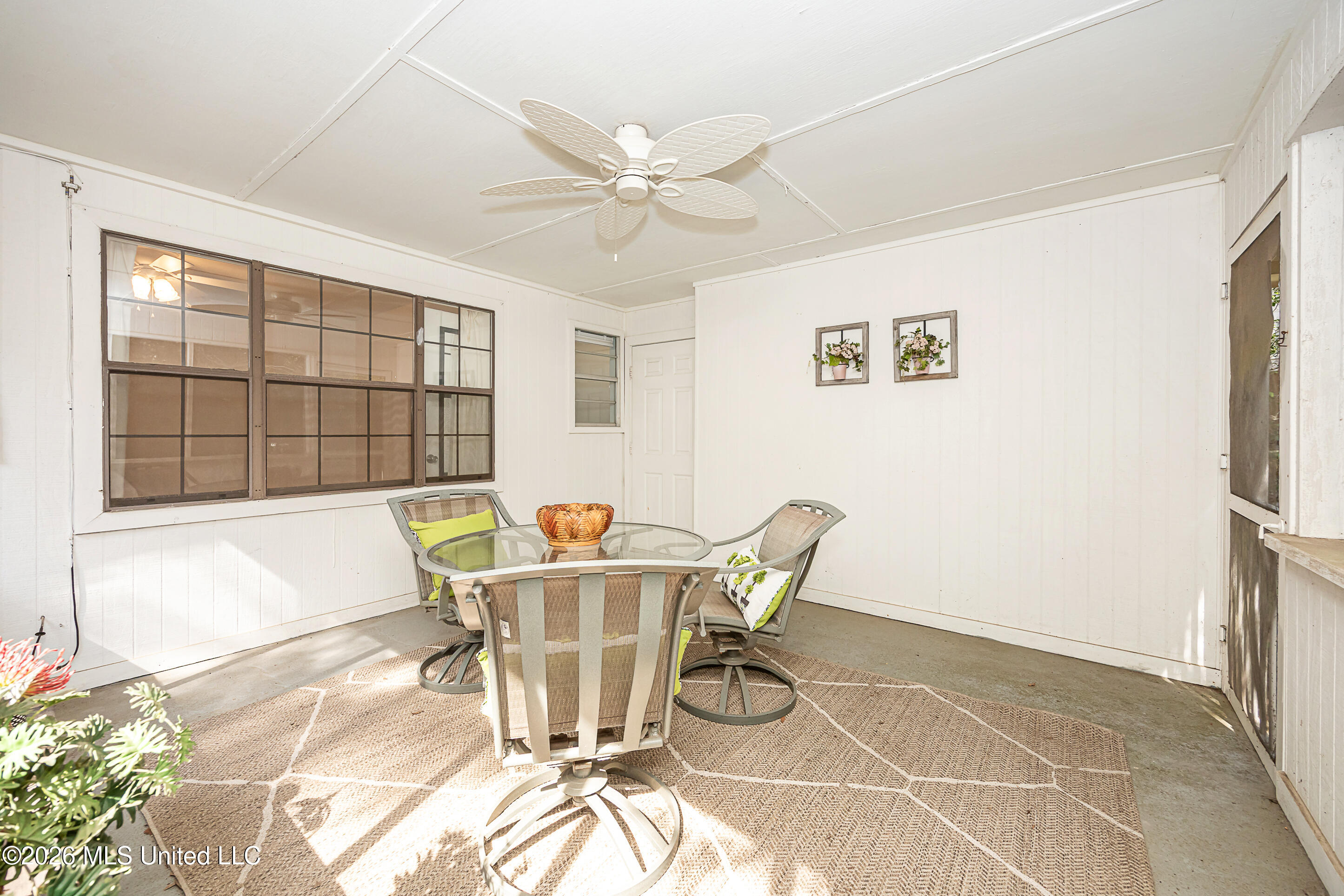 2515 Englewood Road Property Photo 41