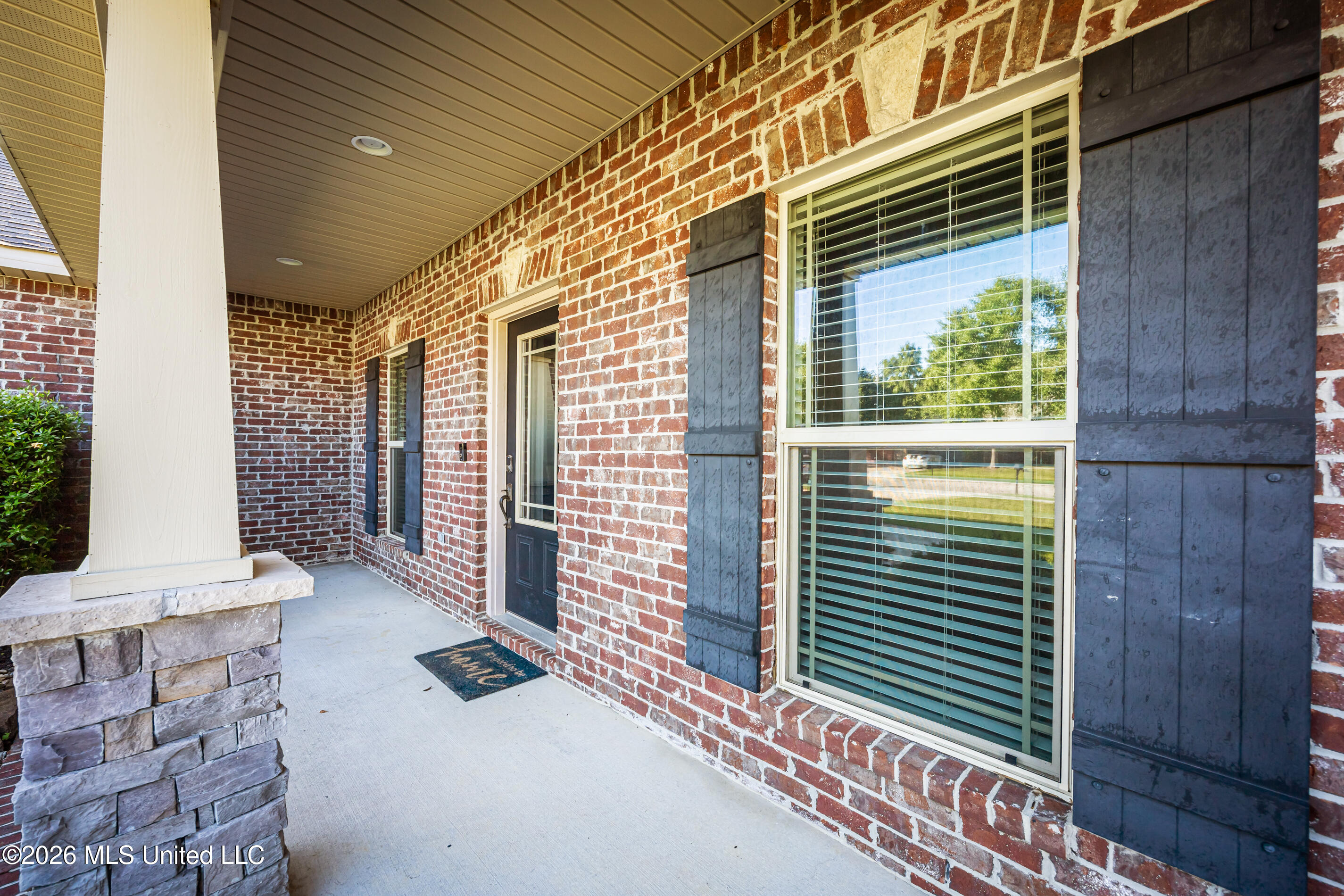 1019 Cardinal Cove Property Photo 6