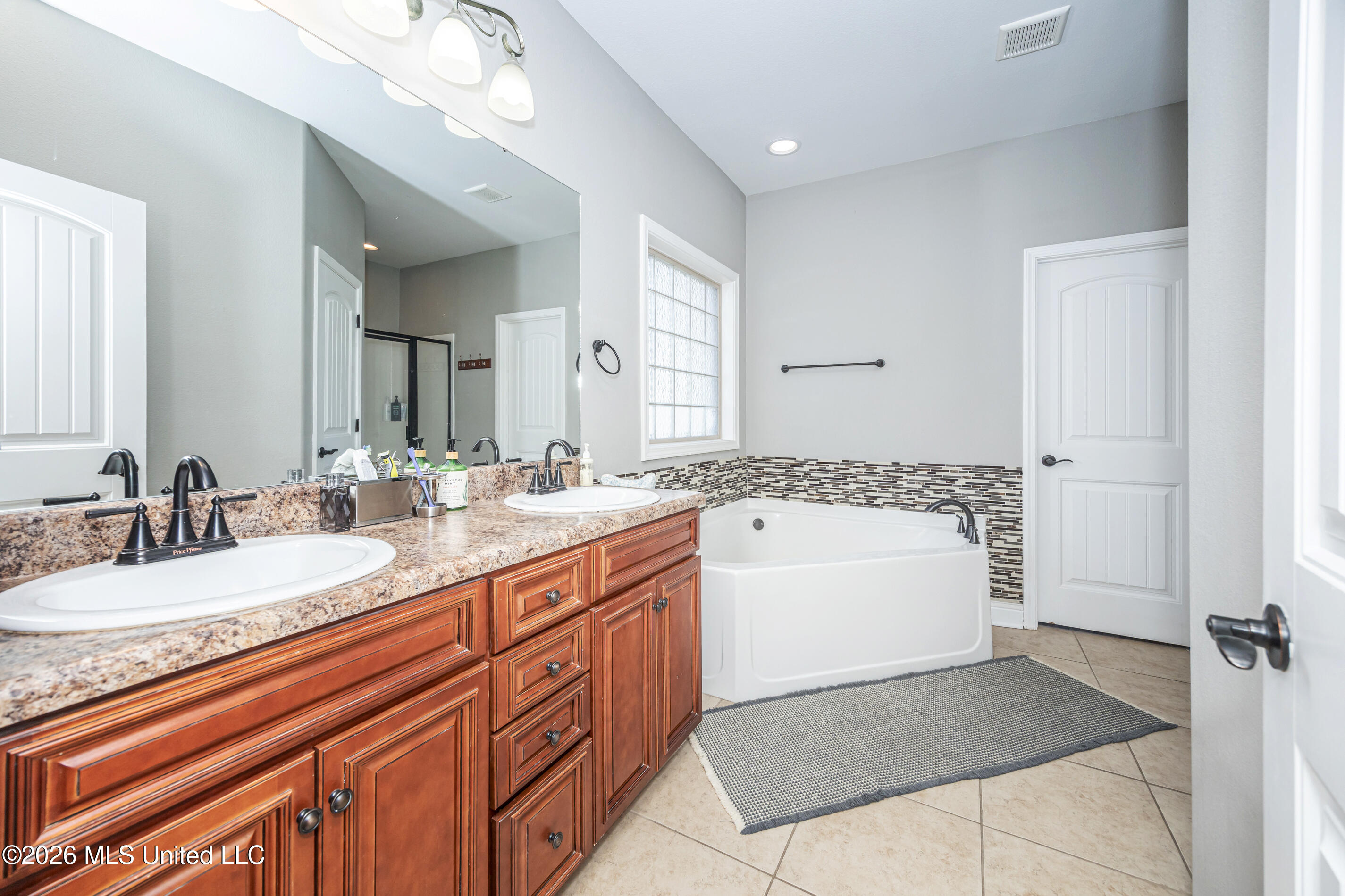 1019 Cardinal Cove Property Photo 35