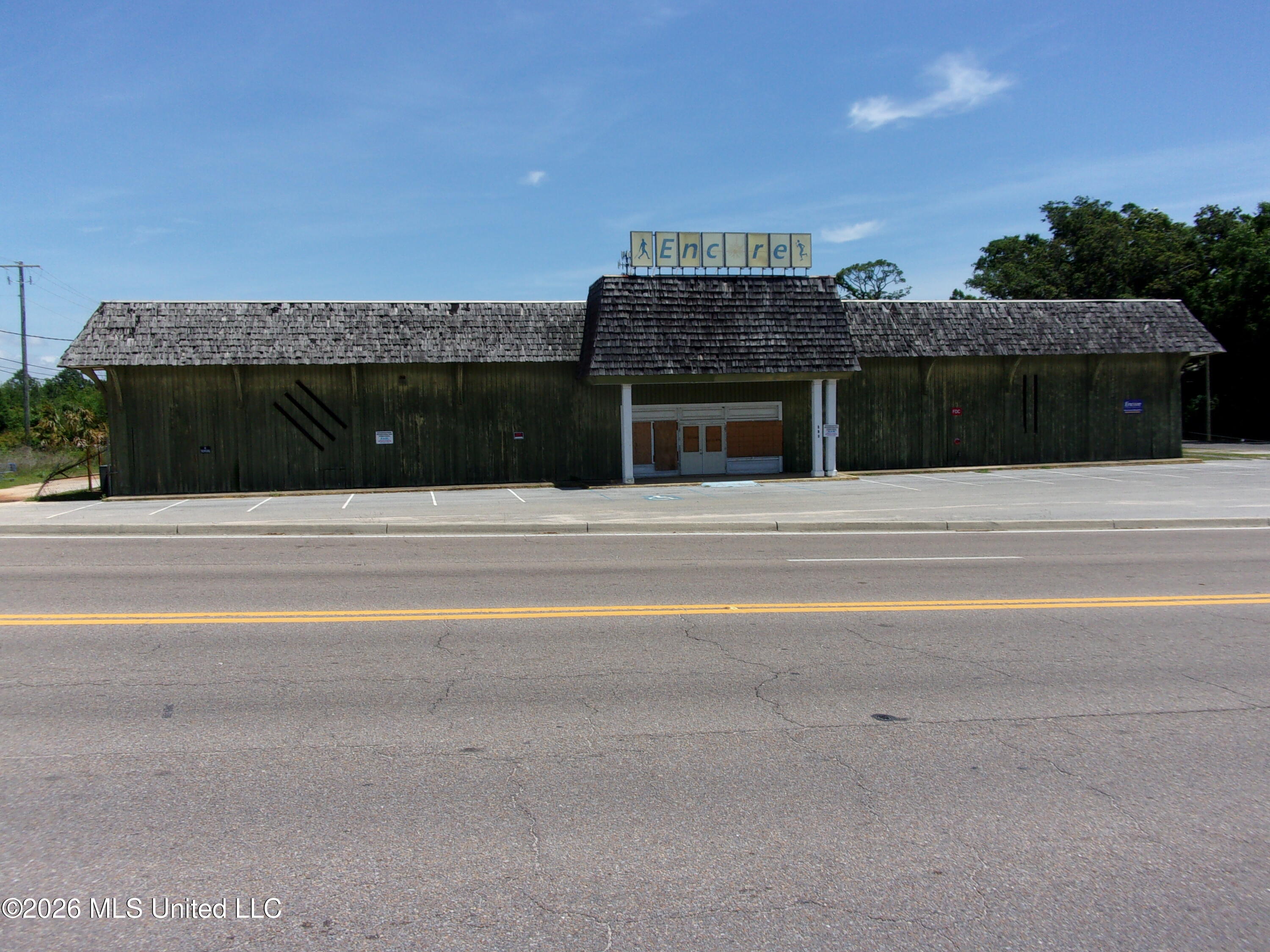 190 Beauvoir Road Property Photo 1