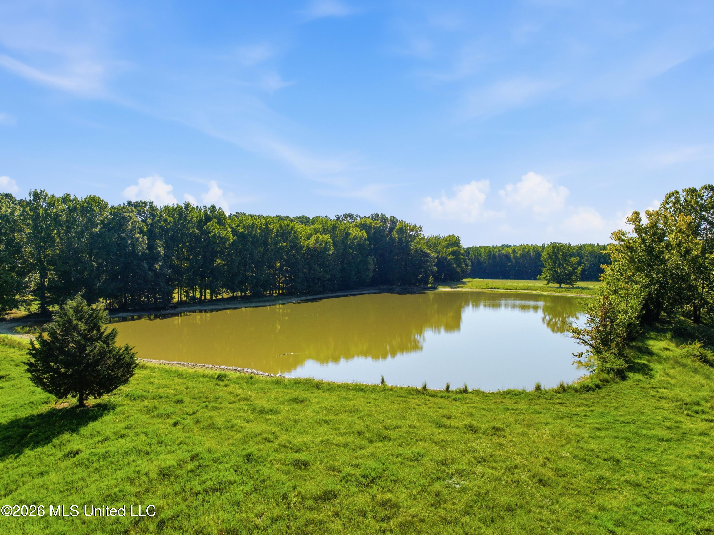 2208 Bend Road Property Photo 12