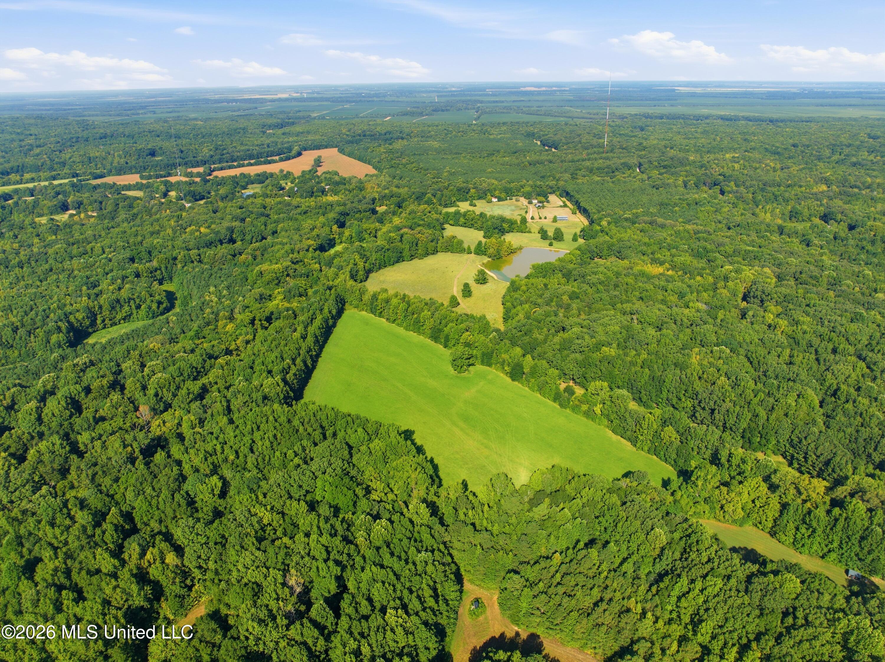 2208 Bend Road Property Photo 14