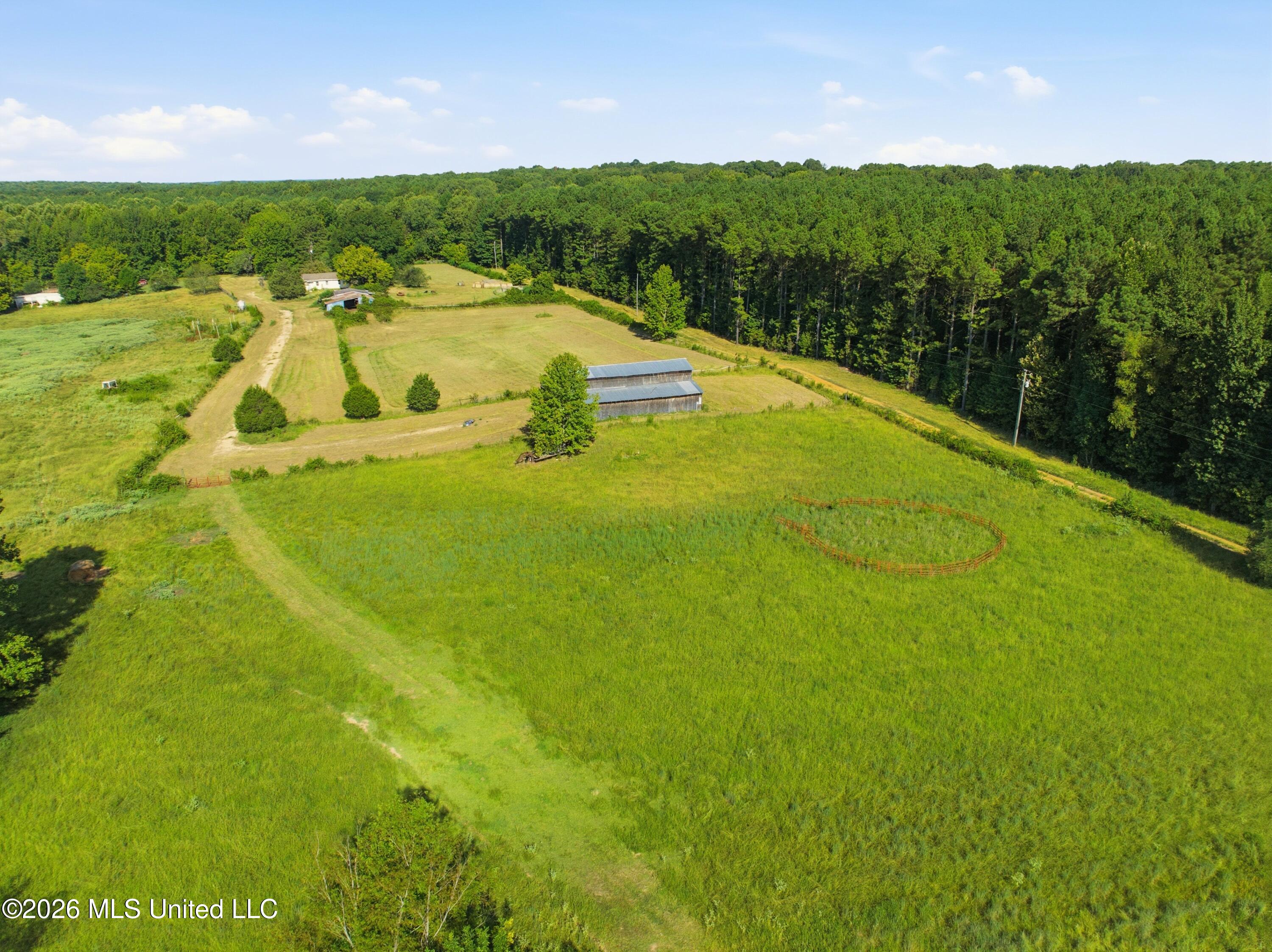 2208 Bend Road Property Photo 23