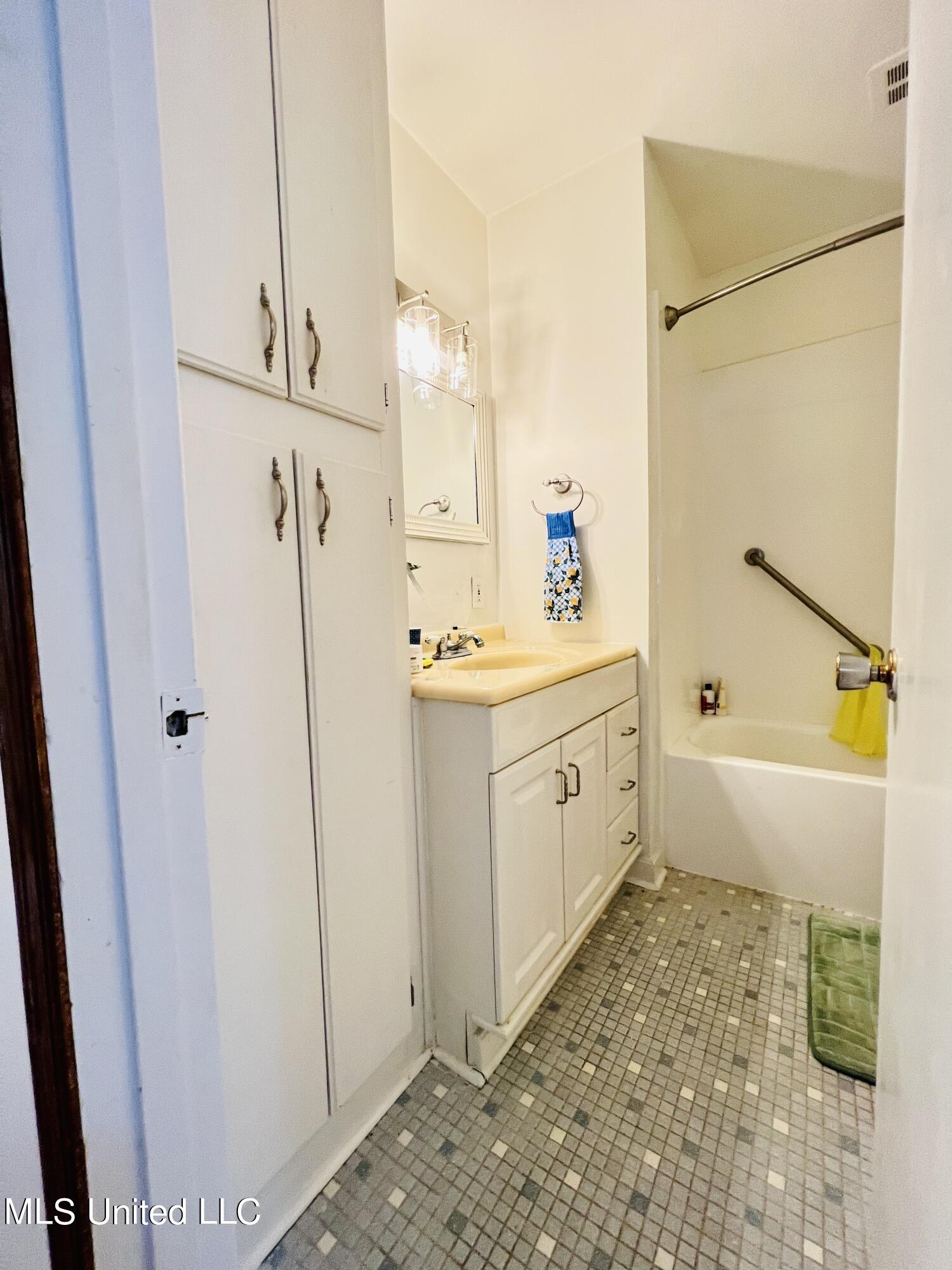 11403 Oakleigh Boulevard Property Photo 26