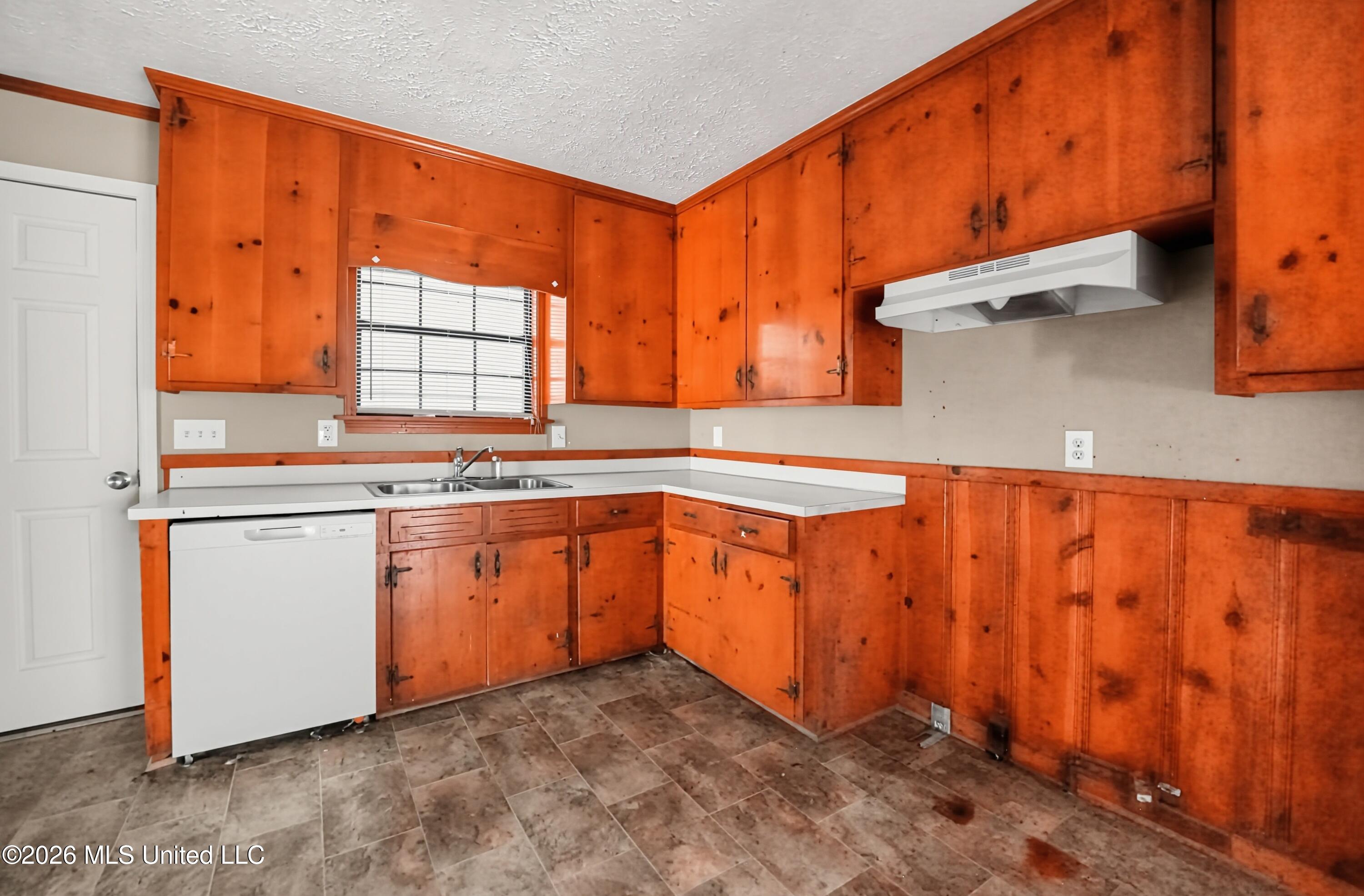 2722 Pinedale Street Property Photo 5