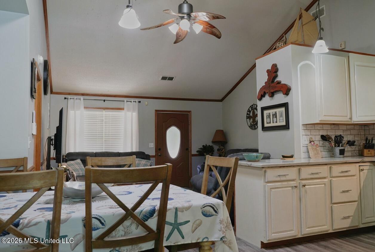 687 Maryland Avenue Property Photo 11
