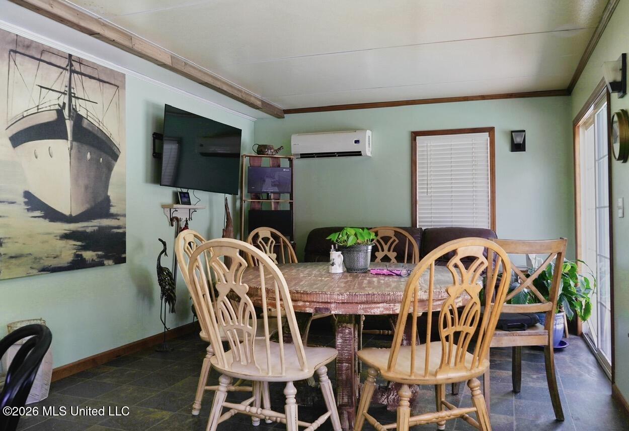 687 Maryland Avenue Property Photo 13