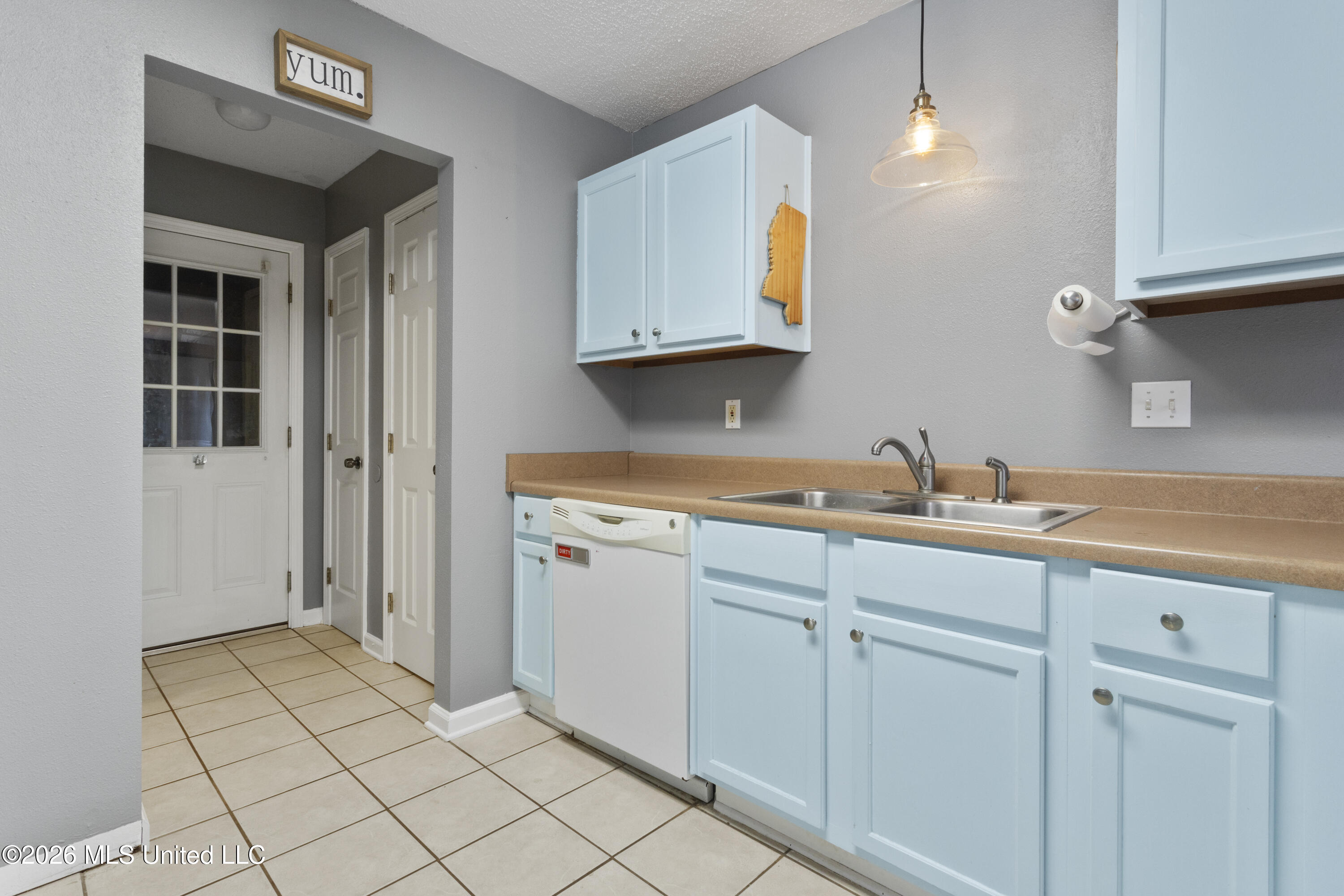 6324 Anela Drive Property Photo 10
